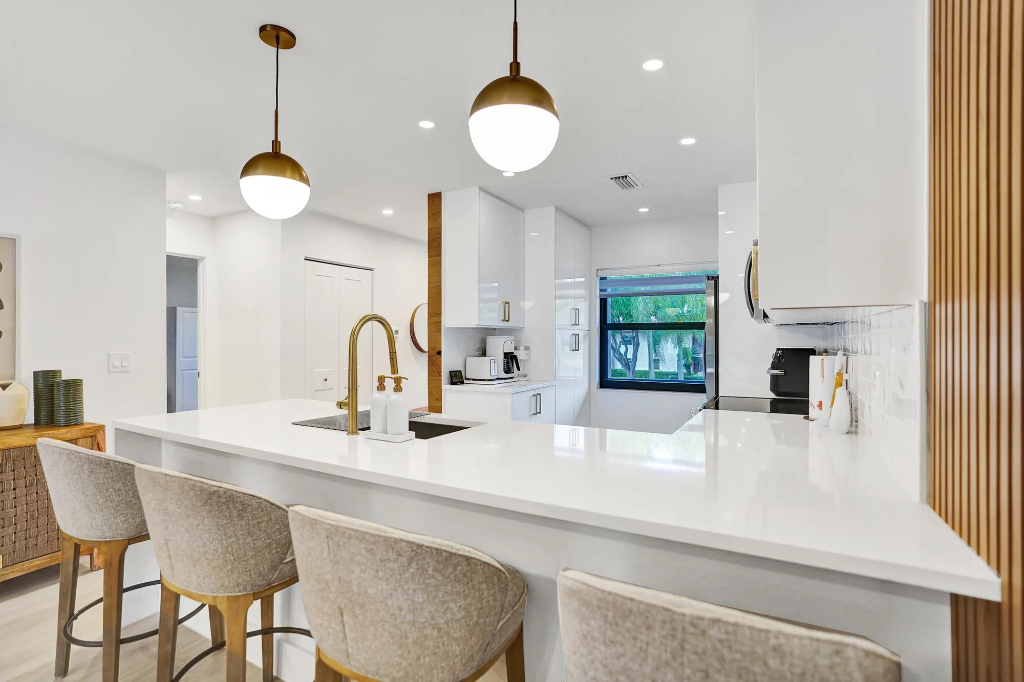 Property Slideshow image 6 of 43 | 9293 vista del lago apt 15f, Boca Raton, FL, 33428