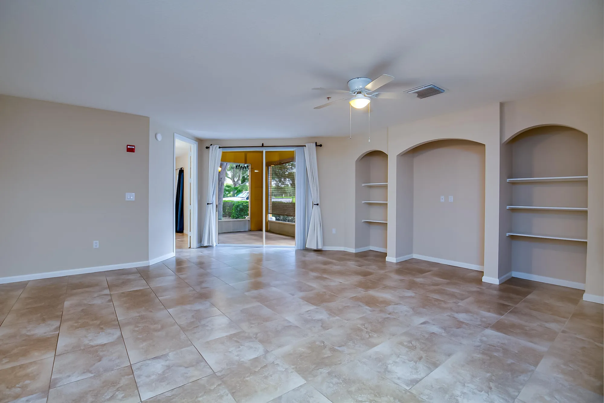 Property Slideshow image 7 of 24 | 5015 fairways cir apt 107, Vero Beach, FL, 32967