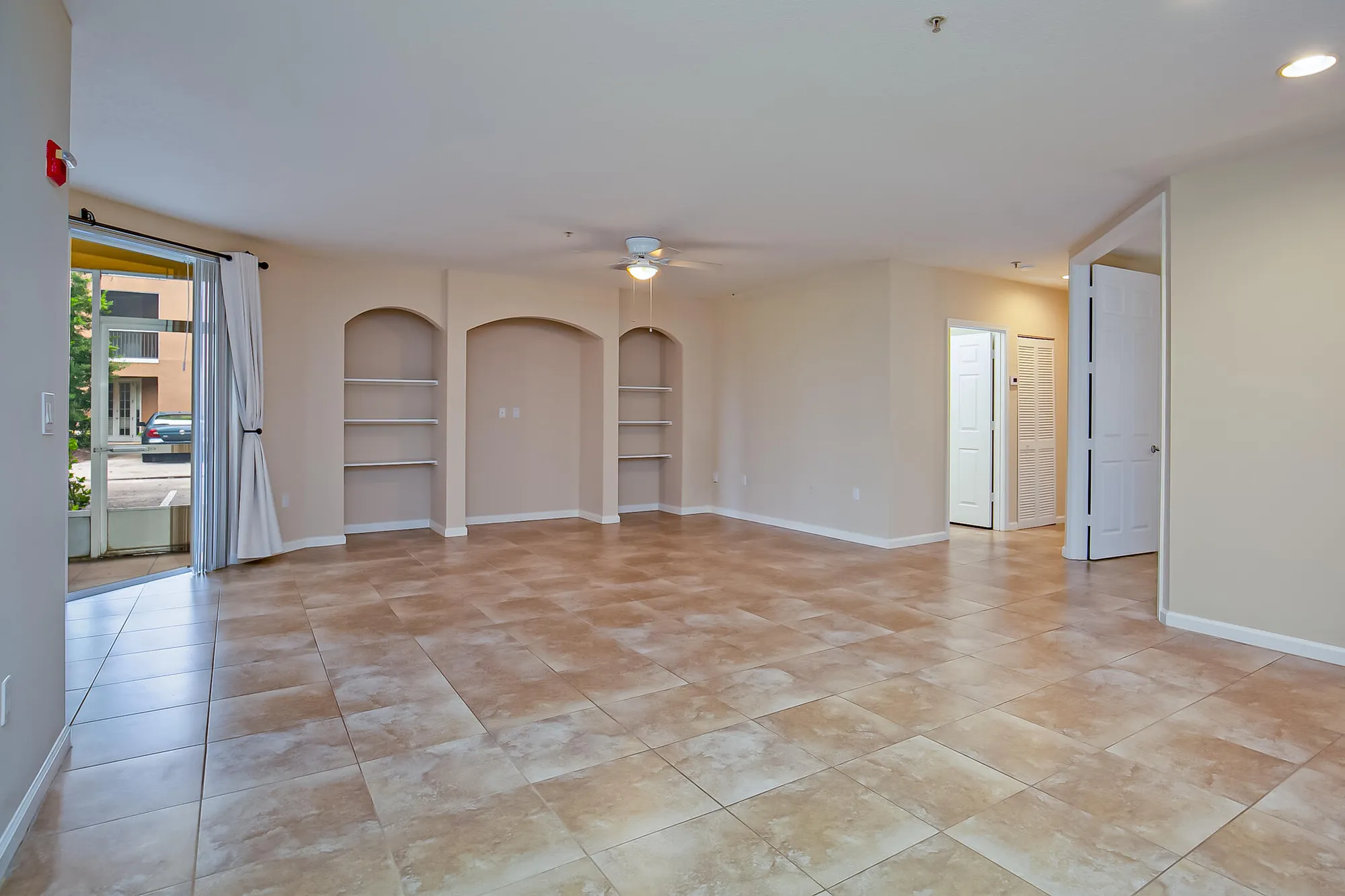 Property Slideshow image 8 of 24 | 5015 fairways cir apt 107, Vero Beach, FL, 32967