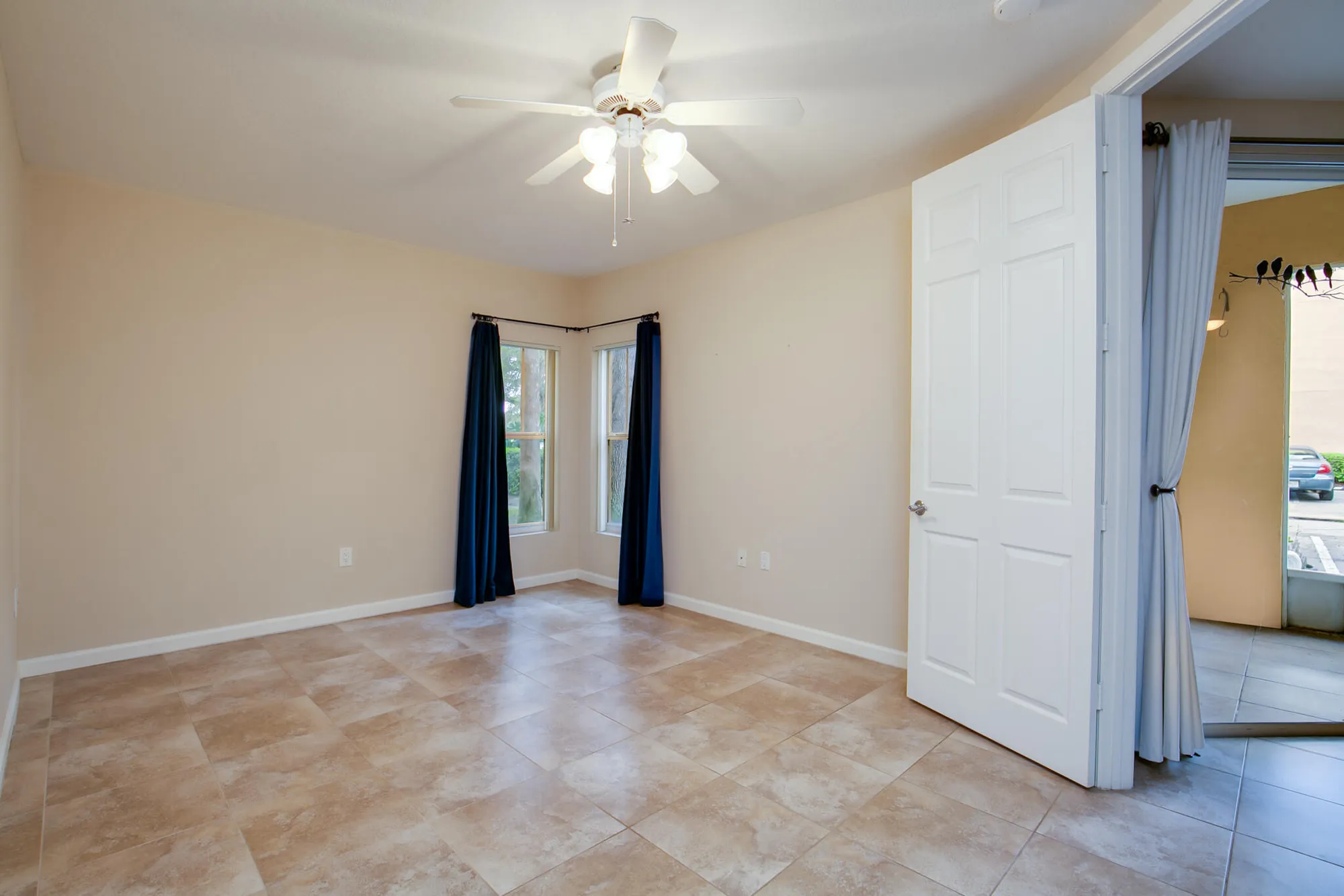 Property Slideshow image 14 of 24 | 5015 fairways cir apt 107, Vero Beach, FL, 32967