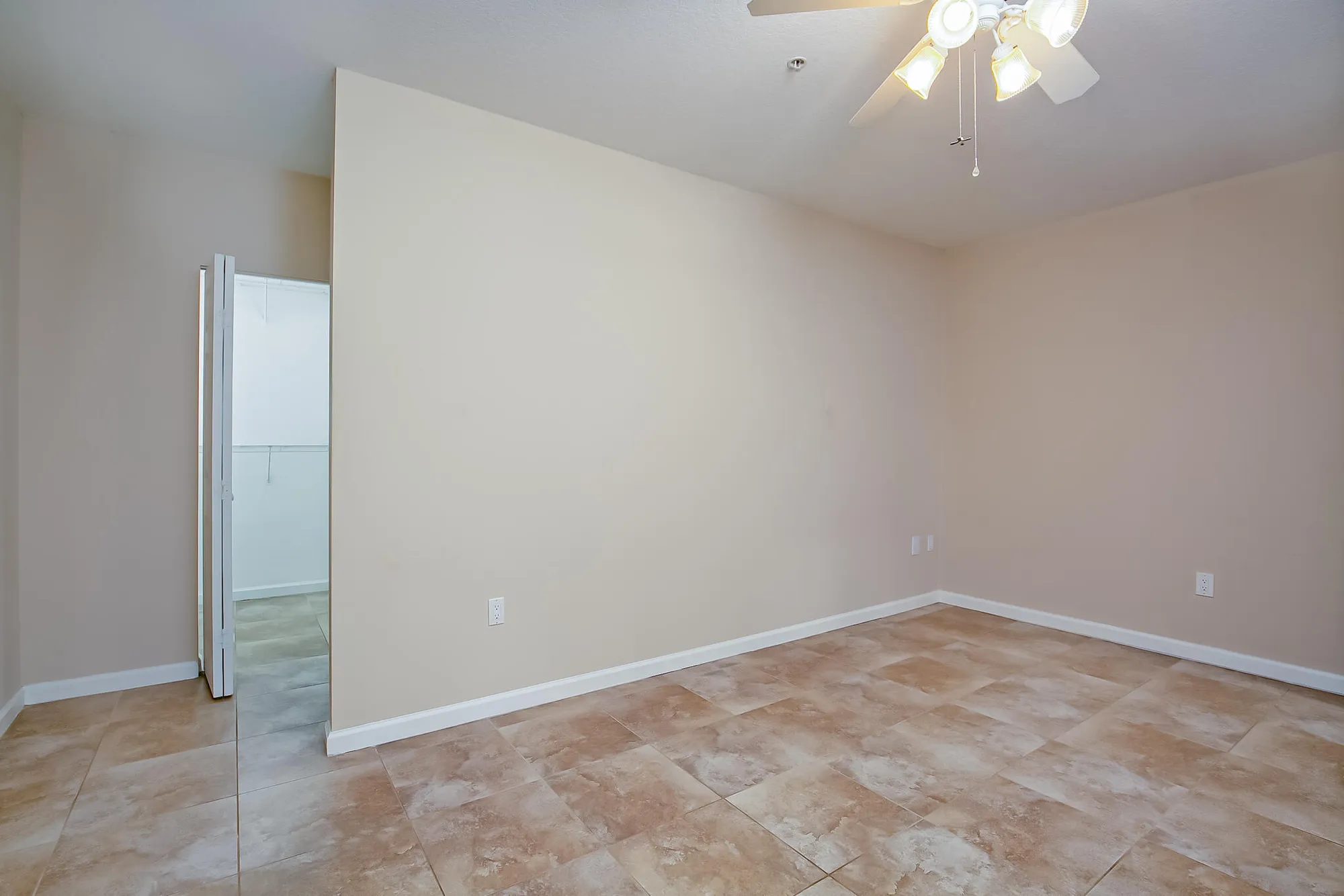 Property Slideshow image 16 of 24 | 5015 fairways cir apt 107, Vero Beach, FL, 32967