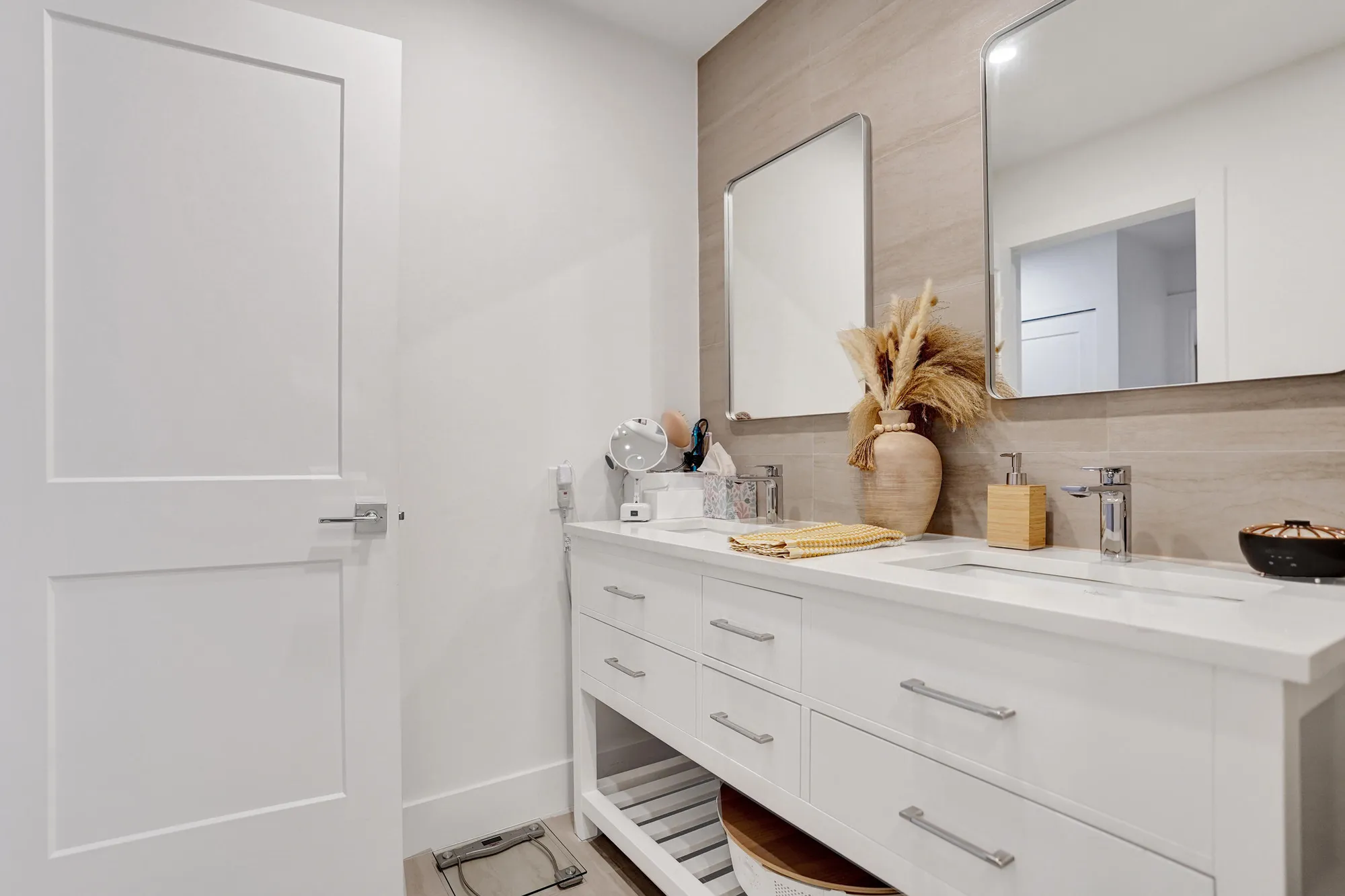 Property Slideshow image 16 of 43 | 9293 vista del lago apt 15f, Boca Raton, FL, 33428