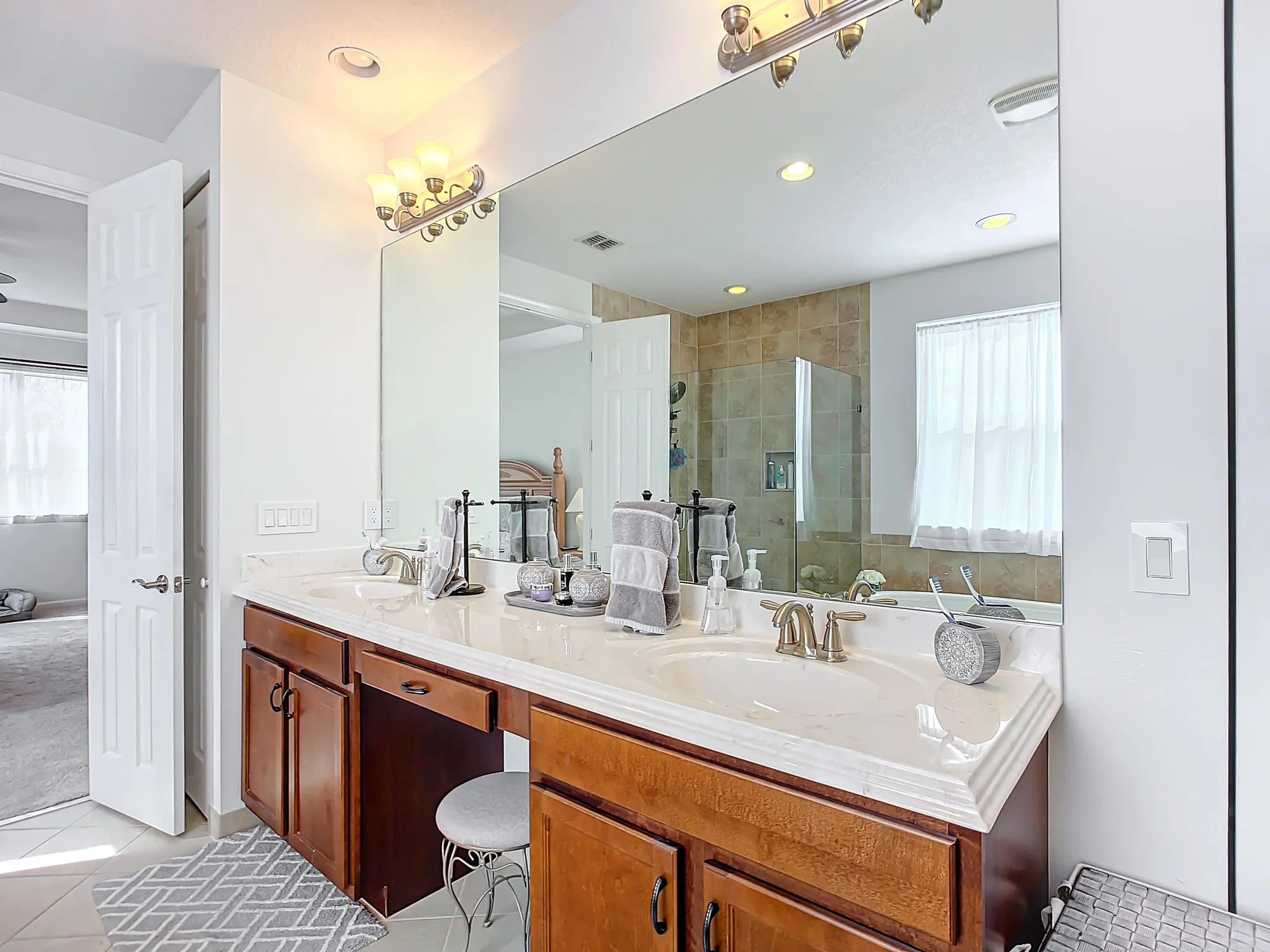 Property Slideshow image 30 of 125 | 11931 sw crestwood cir, Port Saint Lucie, FL, 34987