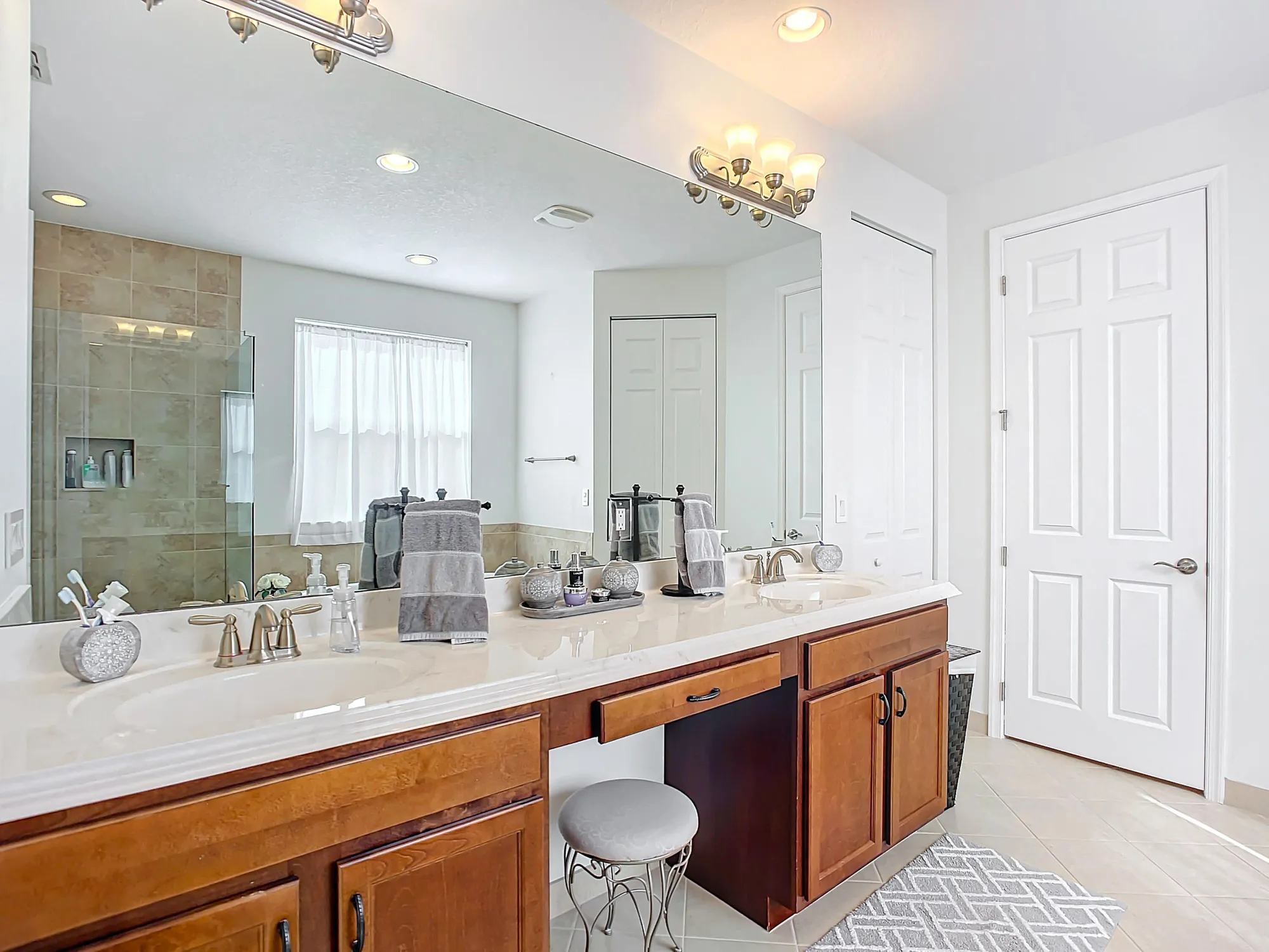 Property Slideshow image 31 of 125 | 11931 sw crestwood cir, Port Saint Lucie, FL, 34987