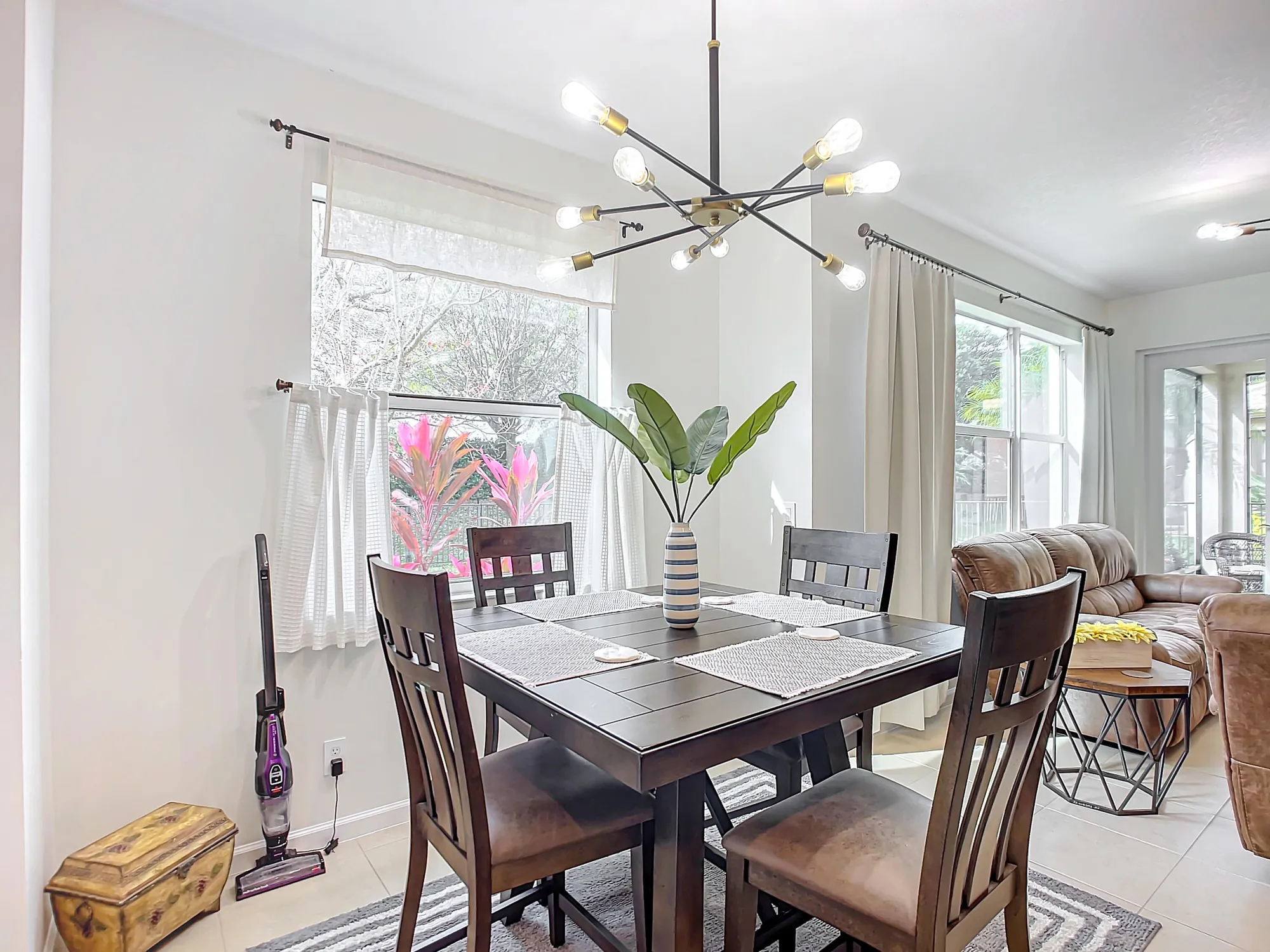 Property Slideshow image 12 of 125 | 11931 sw crestwood cir, Port Saint Lucie, FL, 34987