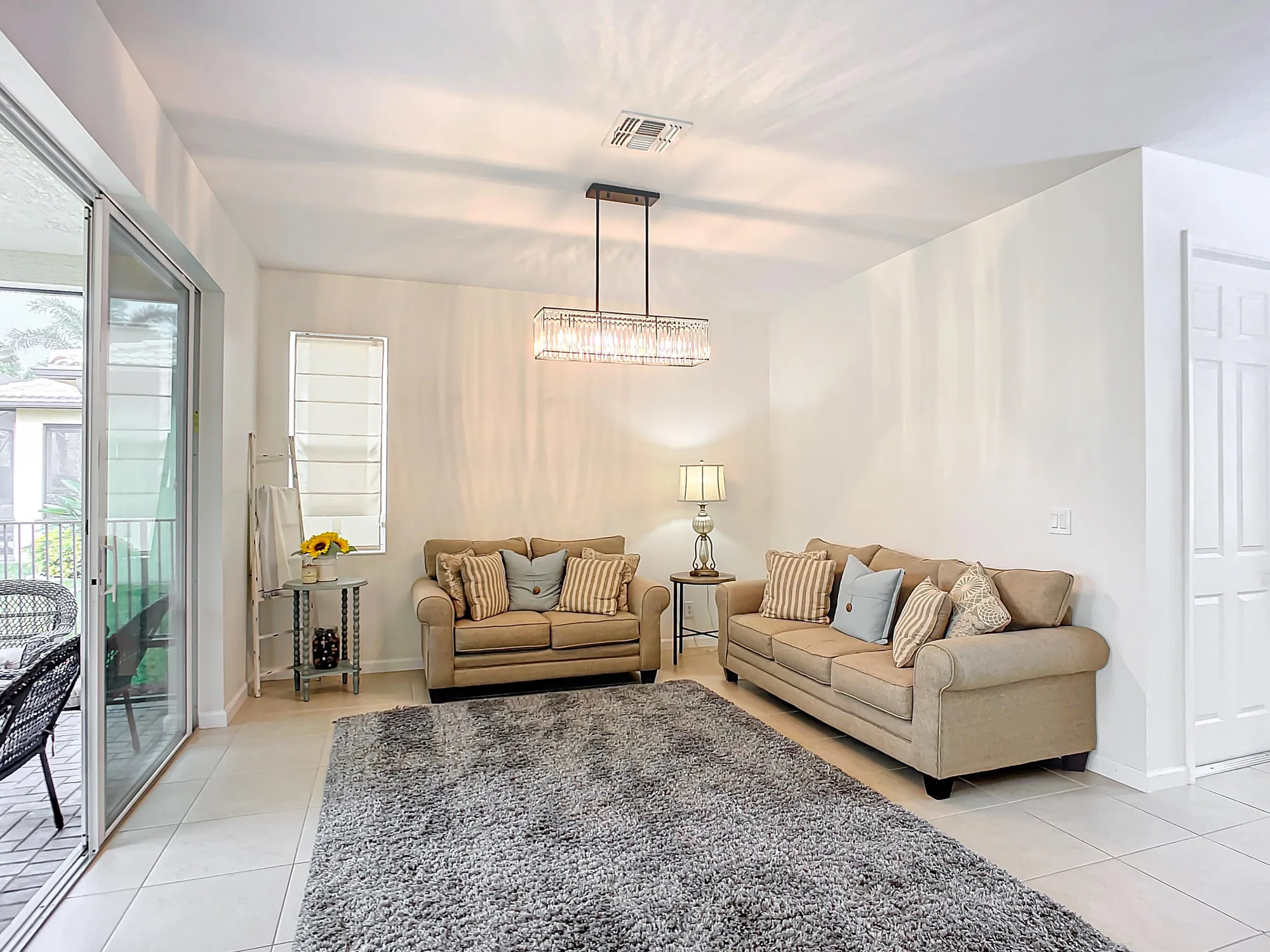 Property Slideshow image 17 of 125 | 11931 sw crestwood cir, Port Saint Lucie, FL, 34987