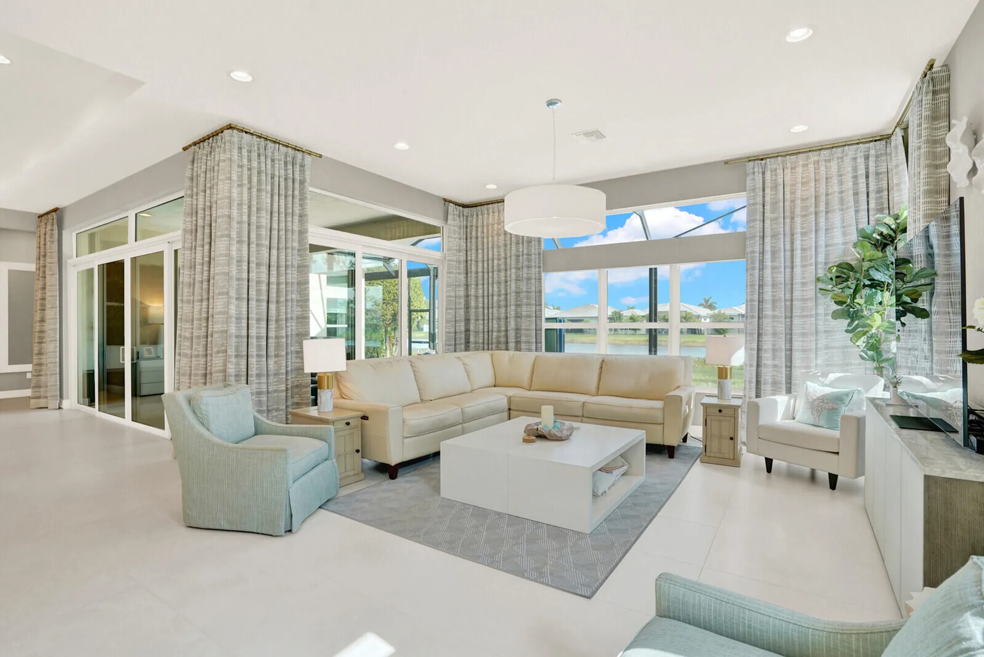 Property Slideshow image 23 of 90 | 12772 veneto springs dr, Boynton Beach, FL, 33473