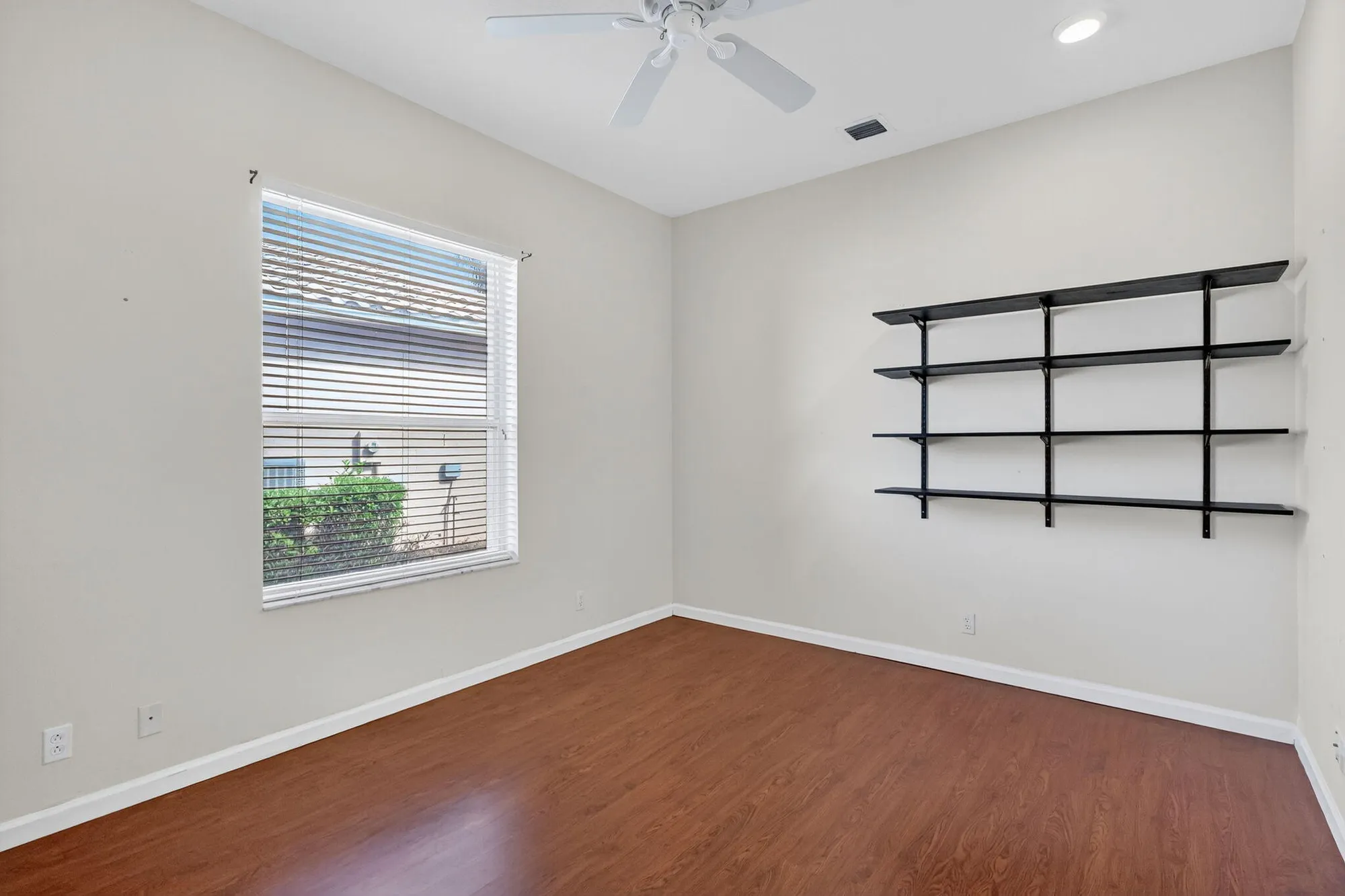Property Slideshow image 17 of 68 | 302 nw toscane trl, Port Saint Lucie, FL, 34986