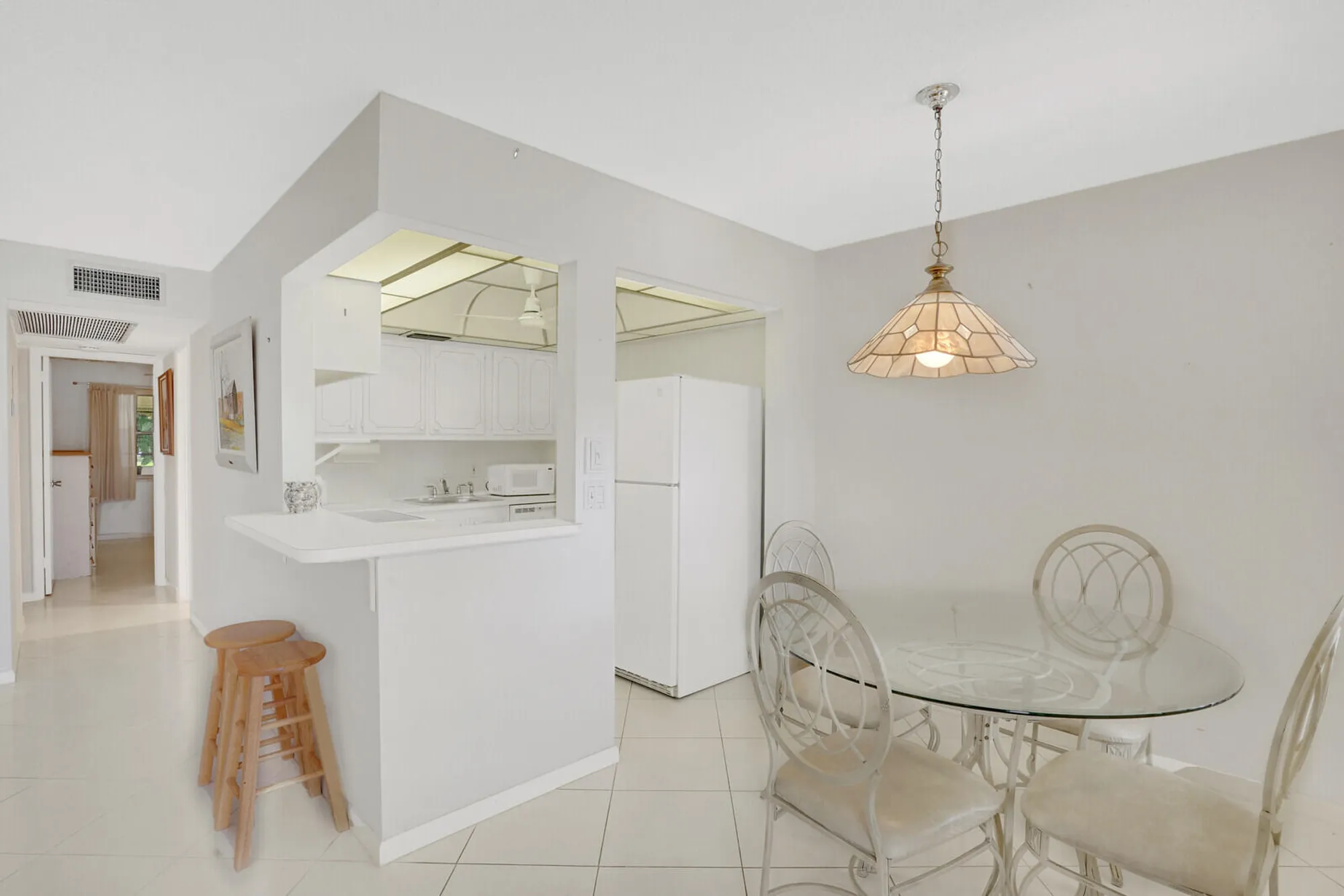 Property Slideshow image 10 of 29 | 143 somerset g, West Palm Beach, FL, 33417