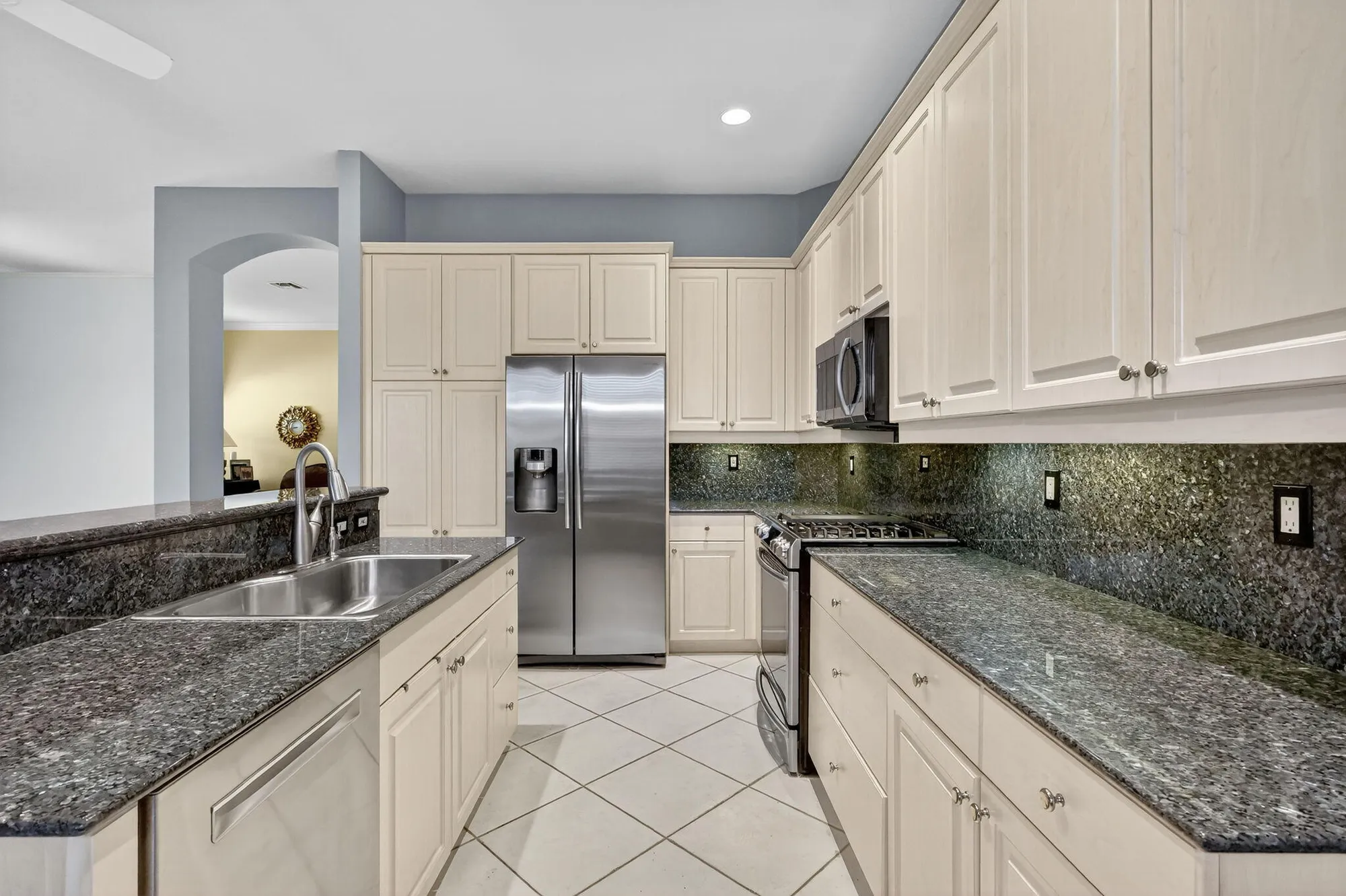 Property Slideshow image 12 of 68 | 302 nw toscane trl, Port Saint Lucie, FL, 34986