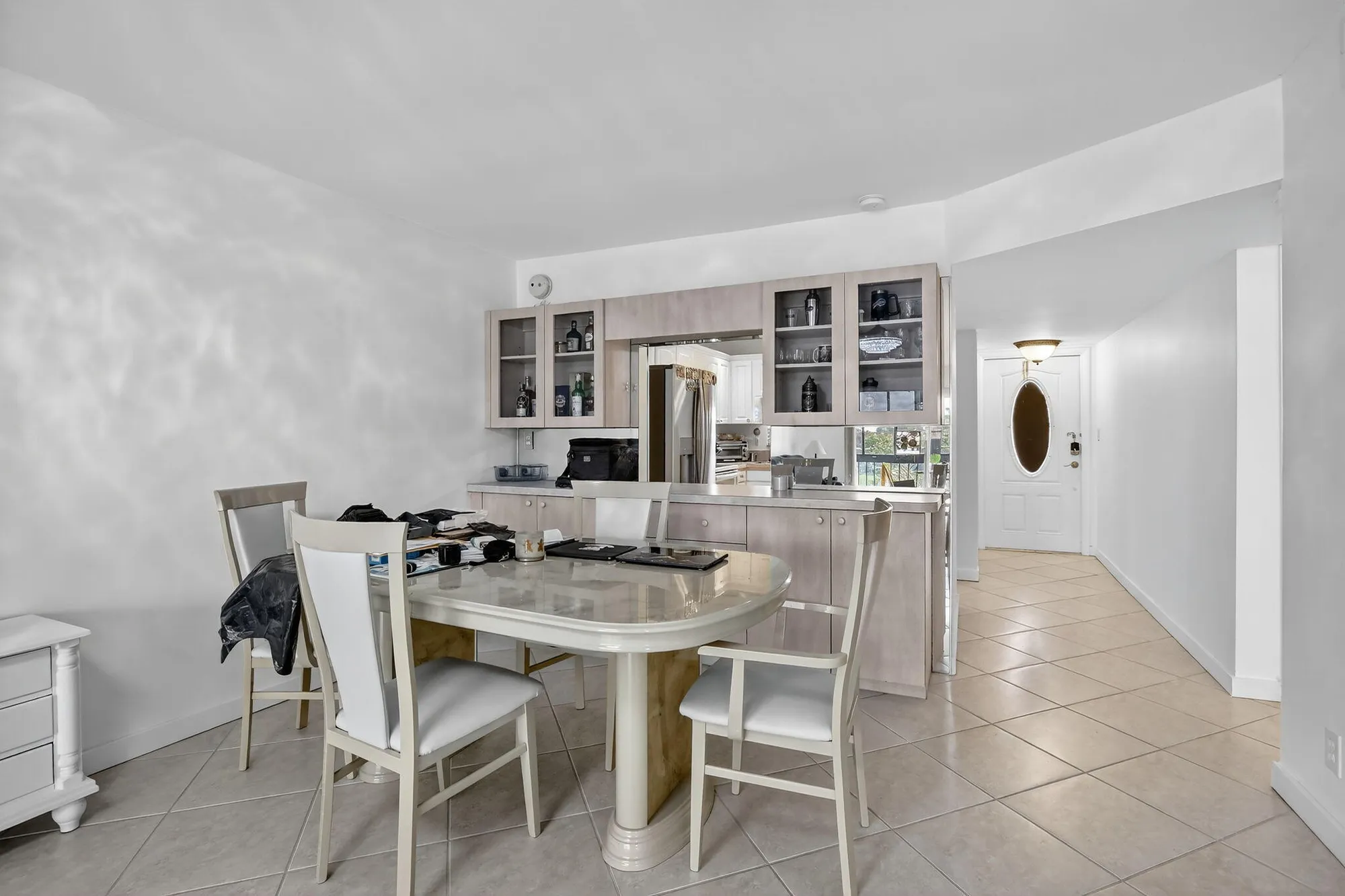 Property Slideshow image 9 of 47 | 9500 n hollybrook lake dr 308, Pembroke Pines, FL, 33025