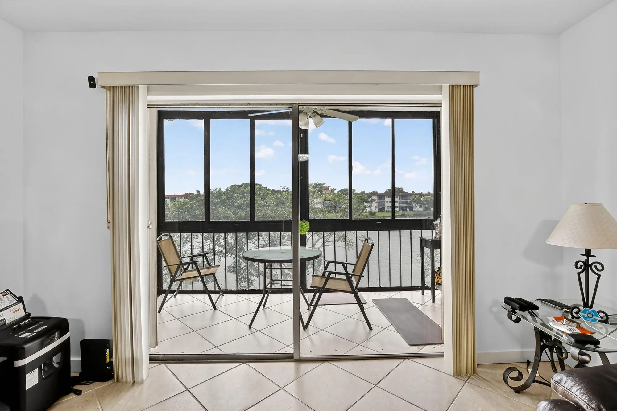 Property Slideshow image 22 of 47 | 9500 n hollybrook lake dr 308, Pembroke Pines, FL, 33025