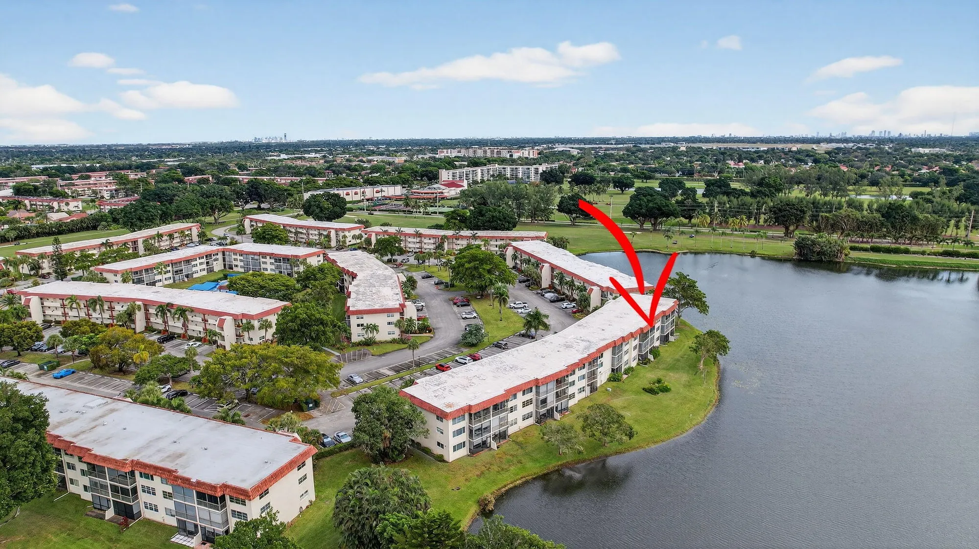 Property Slideshow image 41 of 47 | 9500 n hollybrook lake dr 308, Pembroke Pines, FL, 33025