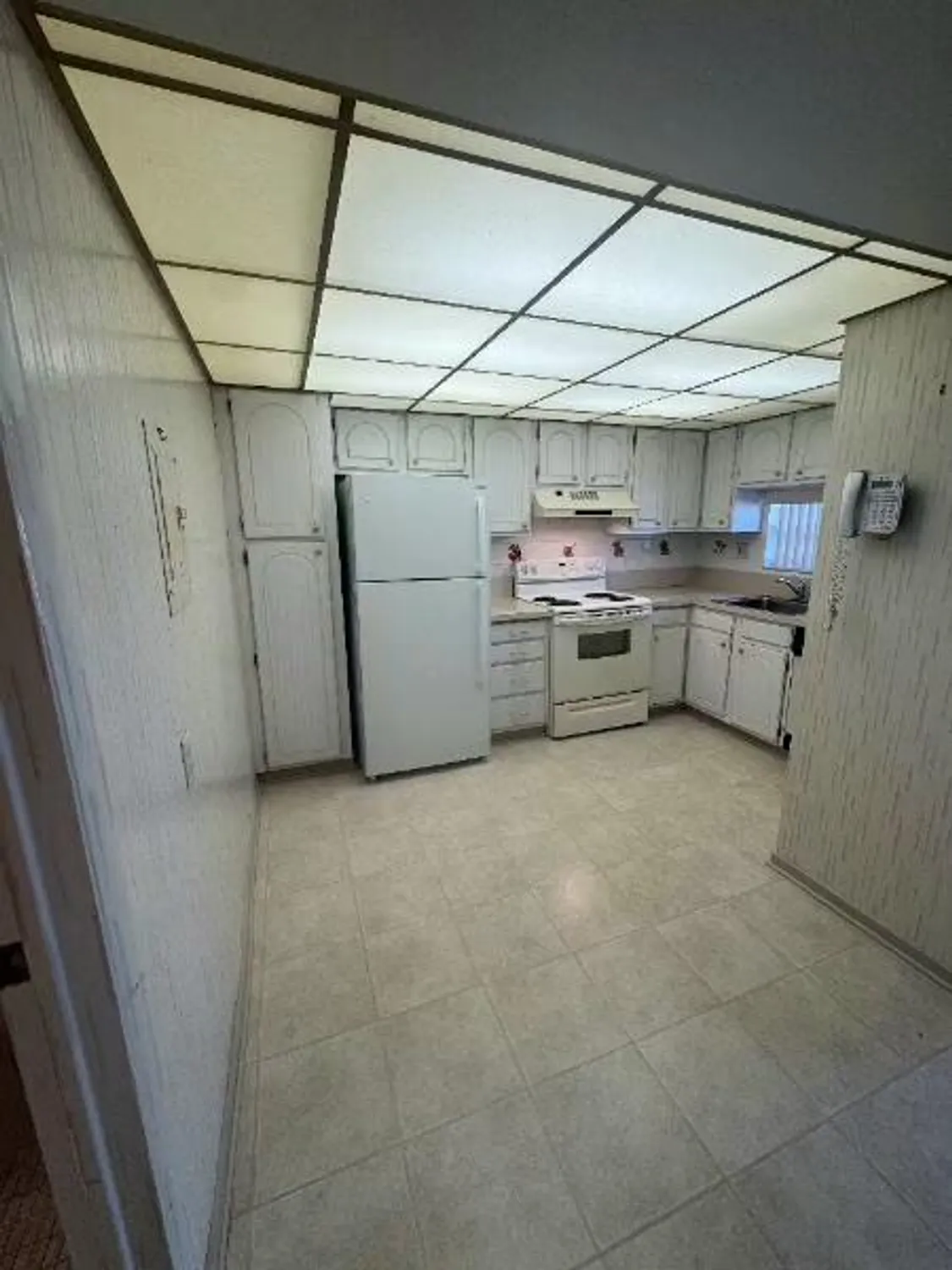 Property Slideshow image 4 of 33 | 9420 s hollybrook lake dr 105, Pembroke Pines, FL, 33025