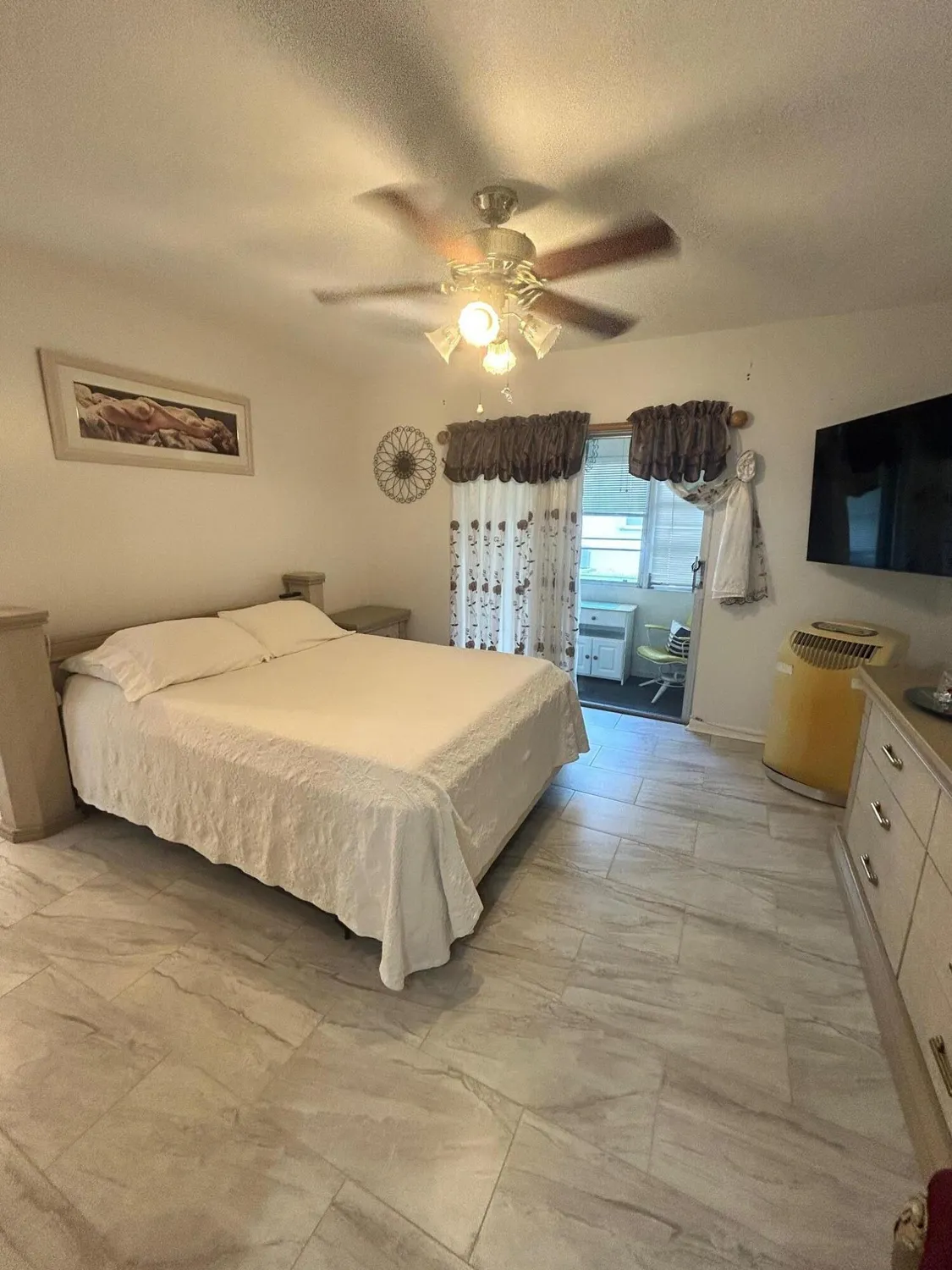 Property Slideshow image 17 of 25 | 347 norwich o, West Palm Beach, FL, 33417