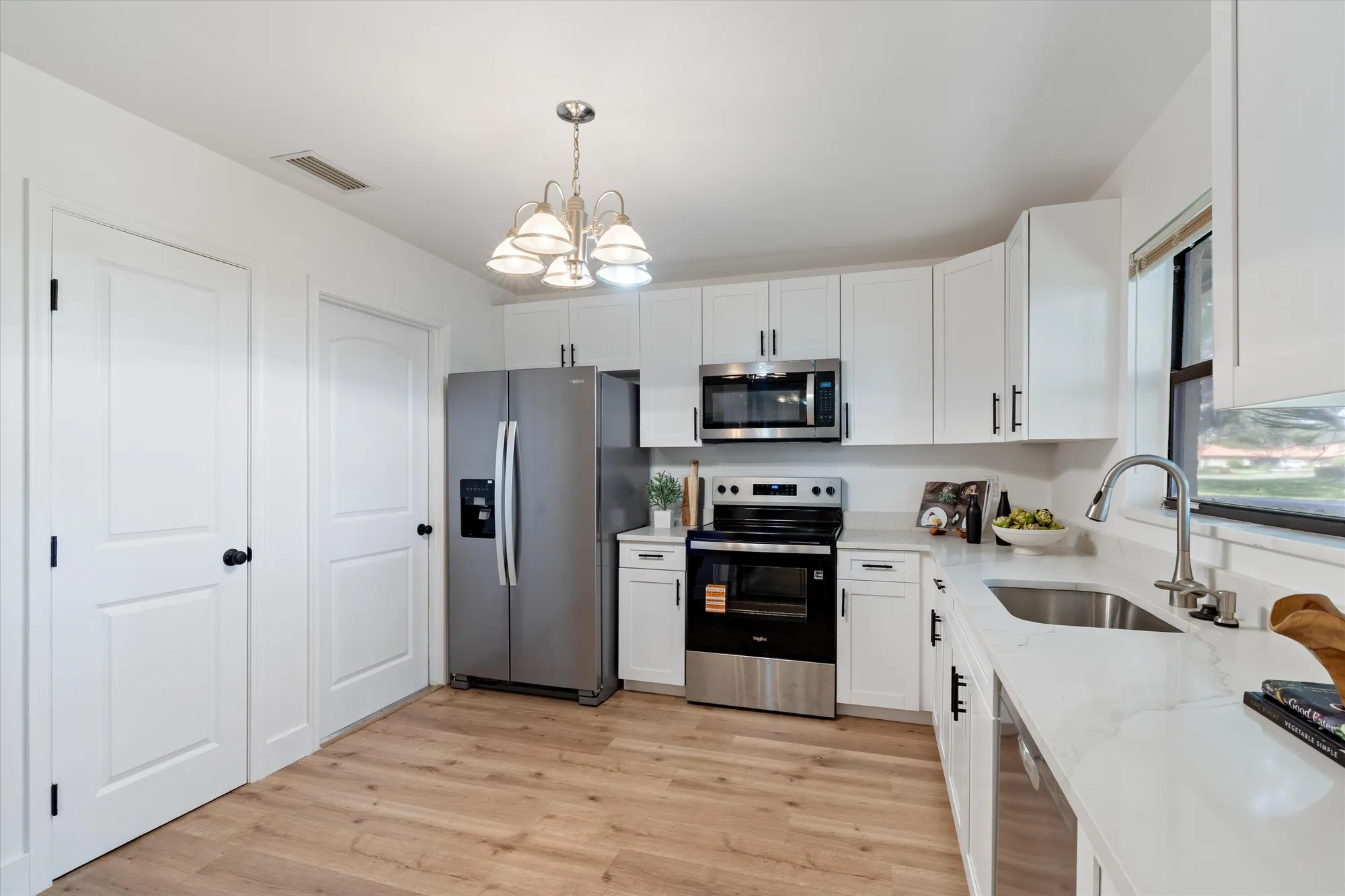 Property Slideshow image 7 of 21 | 4580 rosewood tree ct b, Boynton Beach, FL, 33436