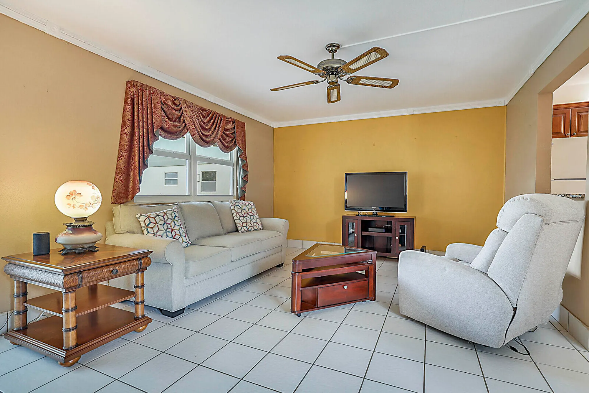 Property Slideshow image 3 of 21 | 643 flanders, Delray Beach, FL, 33484