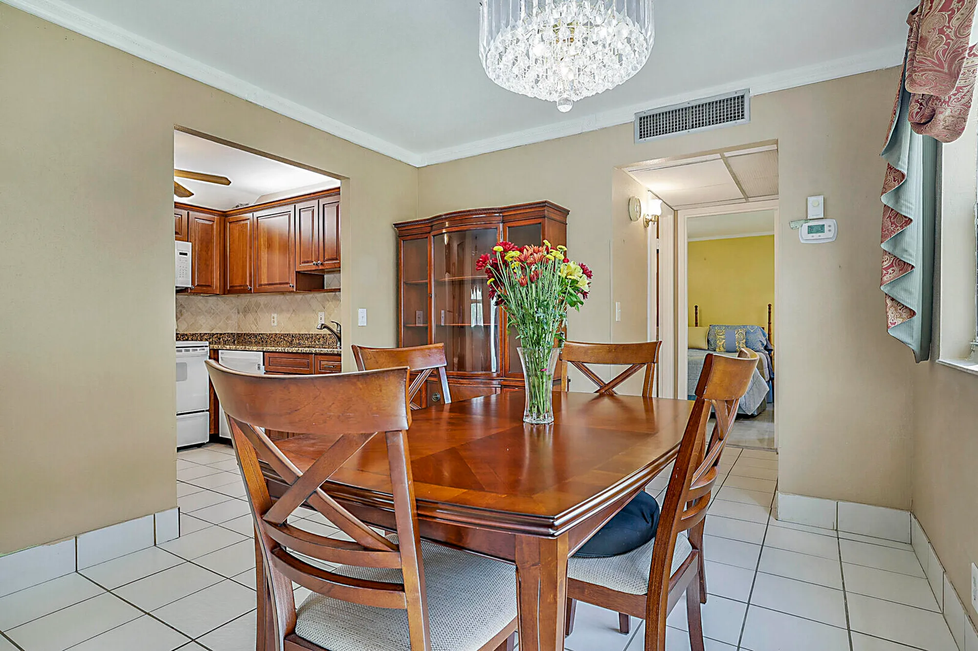 Property Slideshow image 9 of 21 | 643 flanders, Delray Beach, FL, 33484
