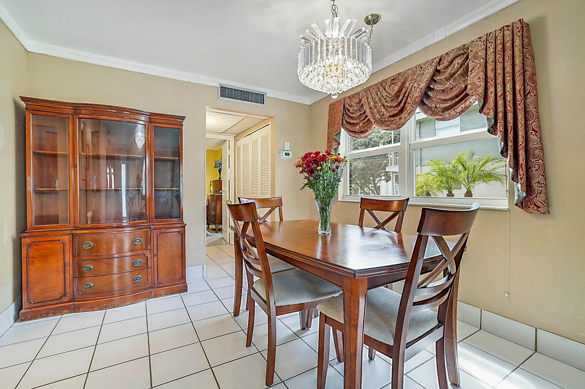 Property Slideshow image 8 of 21 | 643 flanders, Delray Beach, FL, 33484