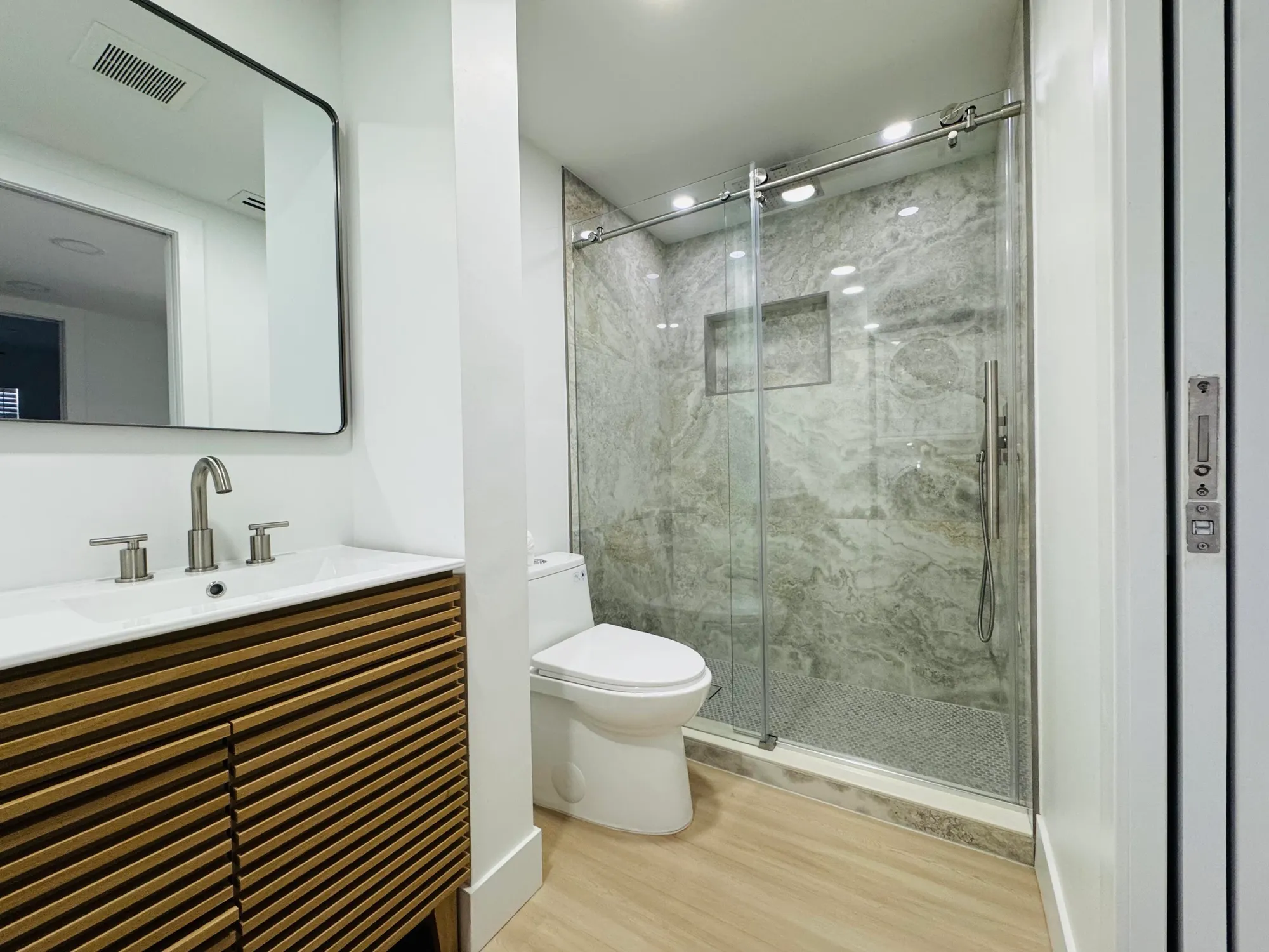 Property Slideshow image 19 of 27 | 17 capri a # 17, Delray Beach, FL, 33484