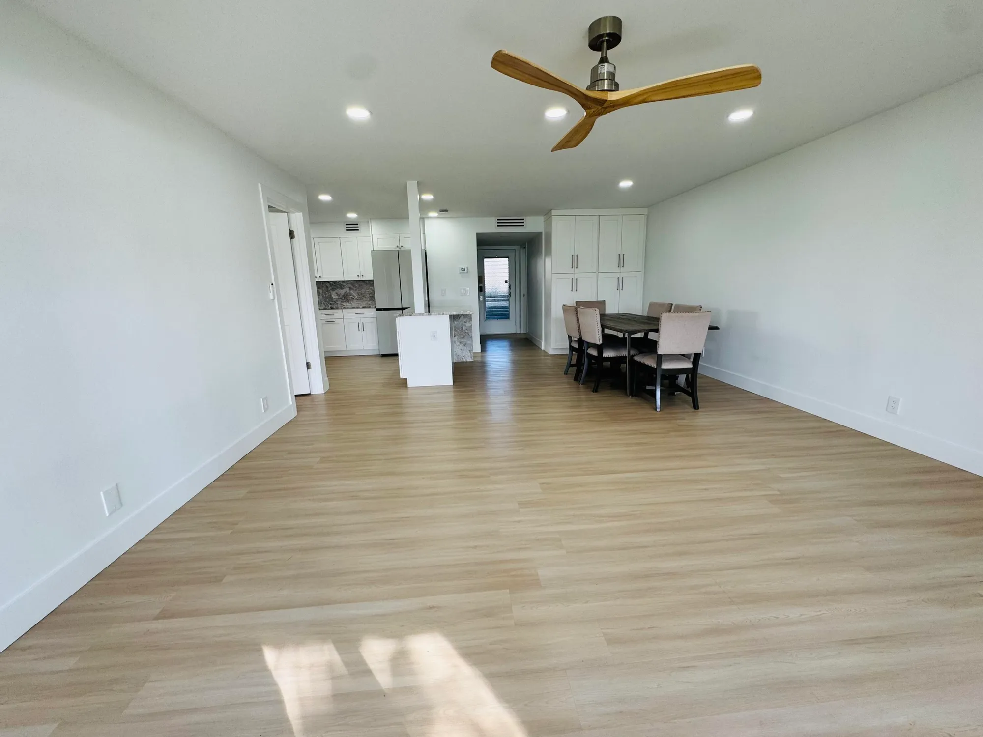 Property Slideshow image 4 of 27 | 17 capri a # 17, Delray Beach, FL, 33484