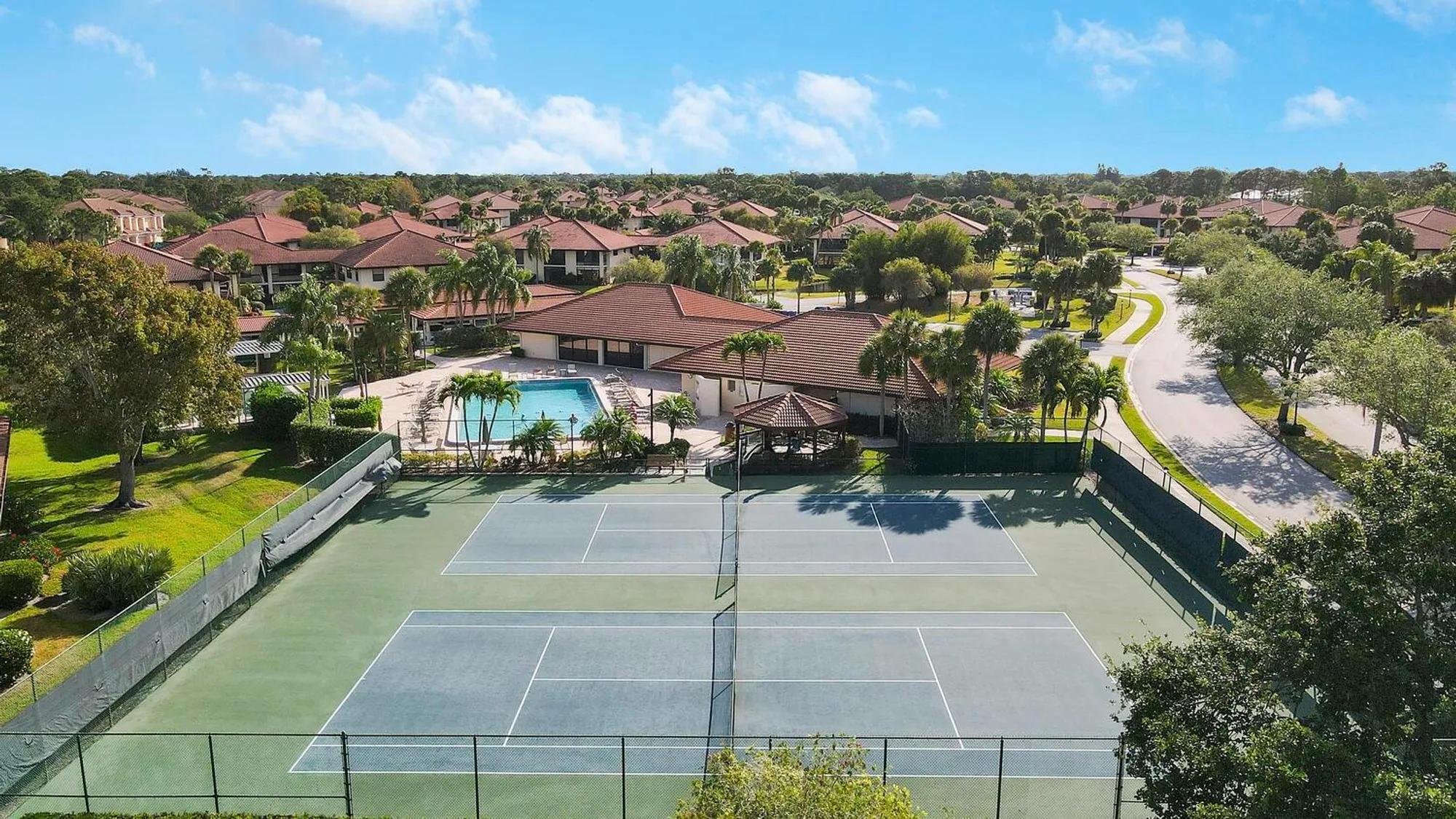 Property Slideshow image 8 of 12 | 540 sw south river dr 204, Stuart, FL, 34997