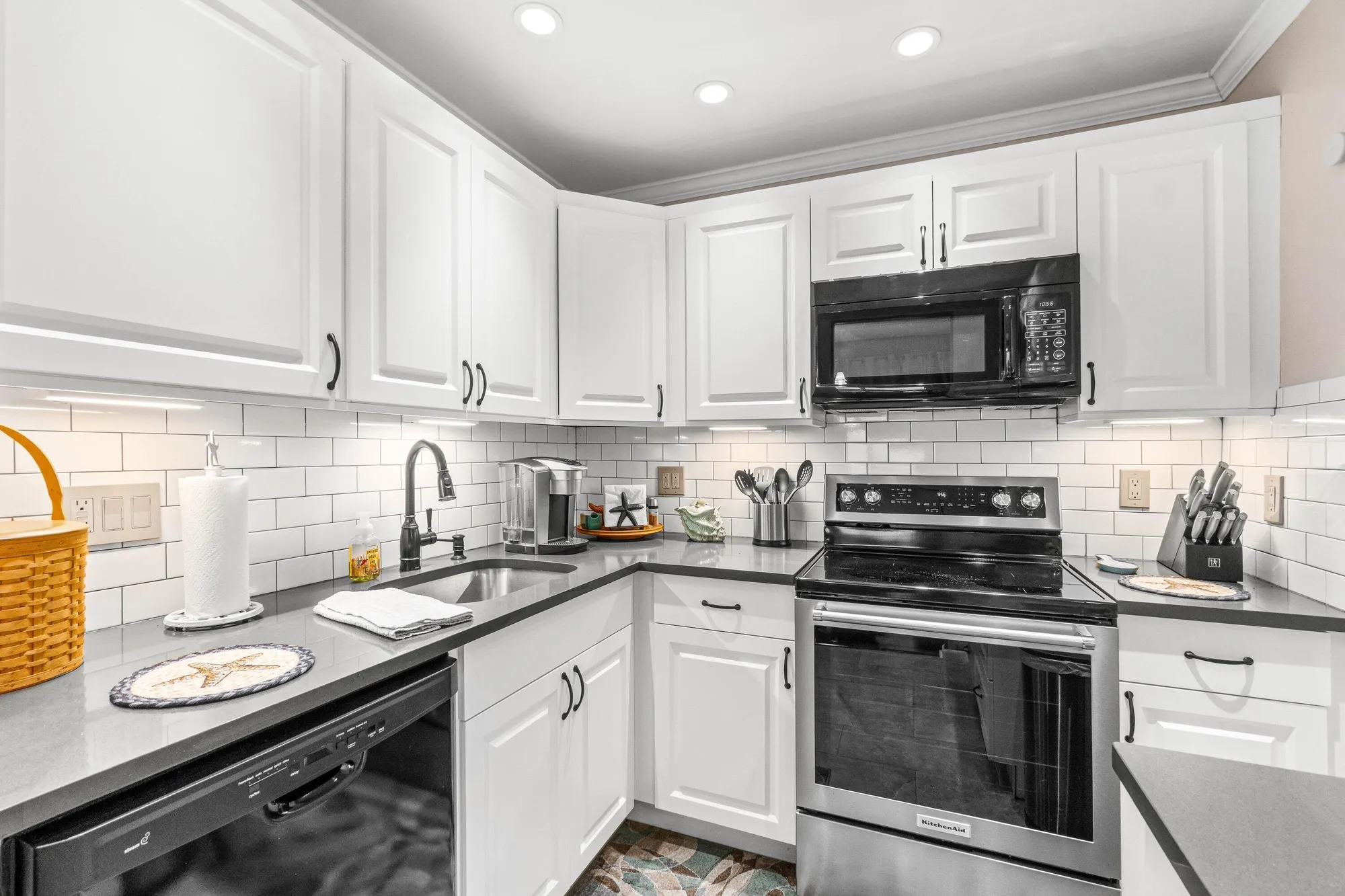 Property Slideshow image 14 of 36 | 10110 42nd way, Boynton Beach, FL, 33436