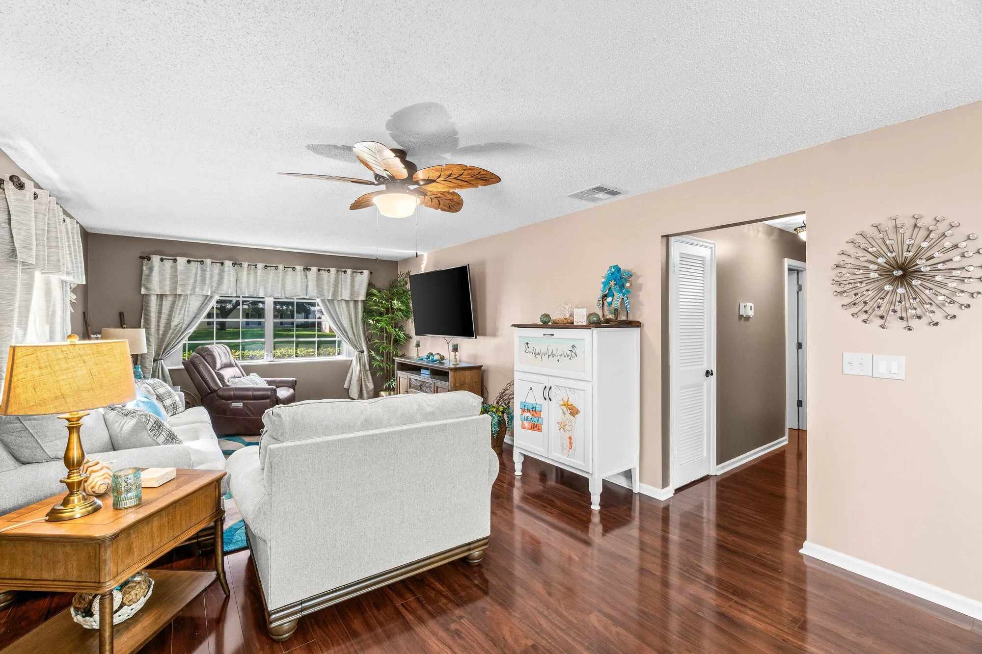 Property Slideshow image 18 of 36 | 10110 42nd way, Boynton Beach, FL, 33436