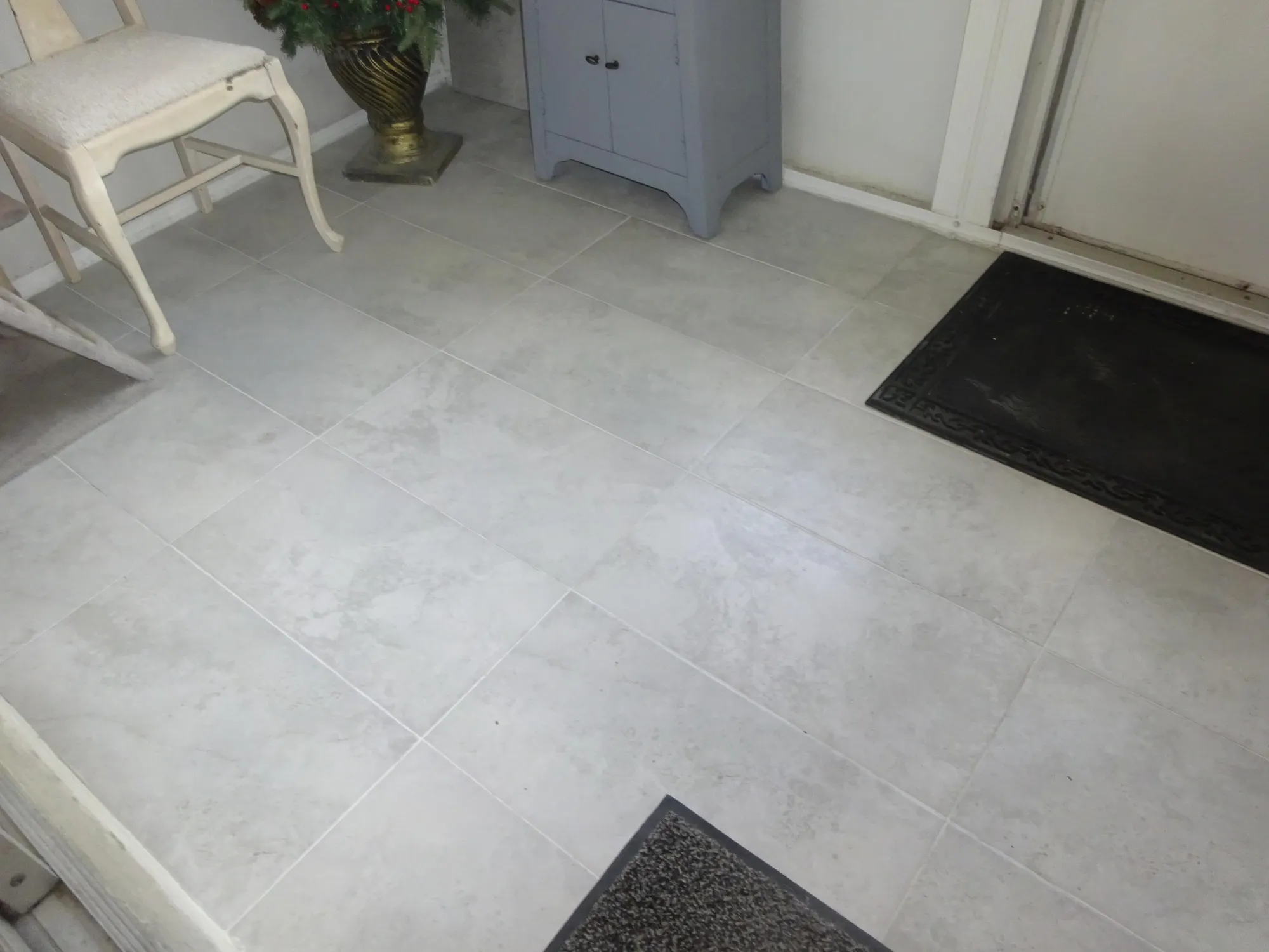 Property Slideshow image 7 of 19 | 2763 dudley dr h, West Palm Beach, FL, 33415