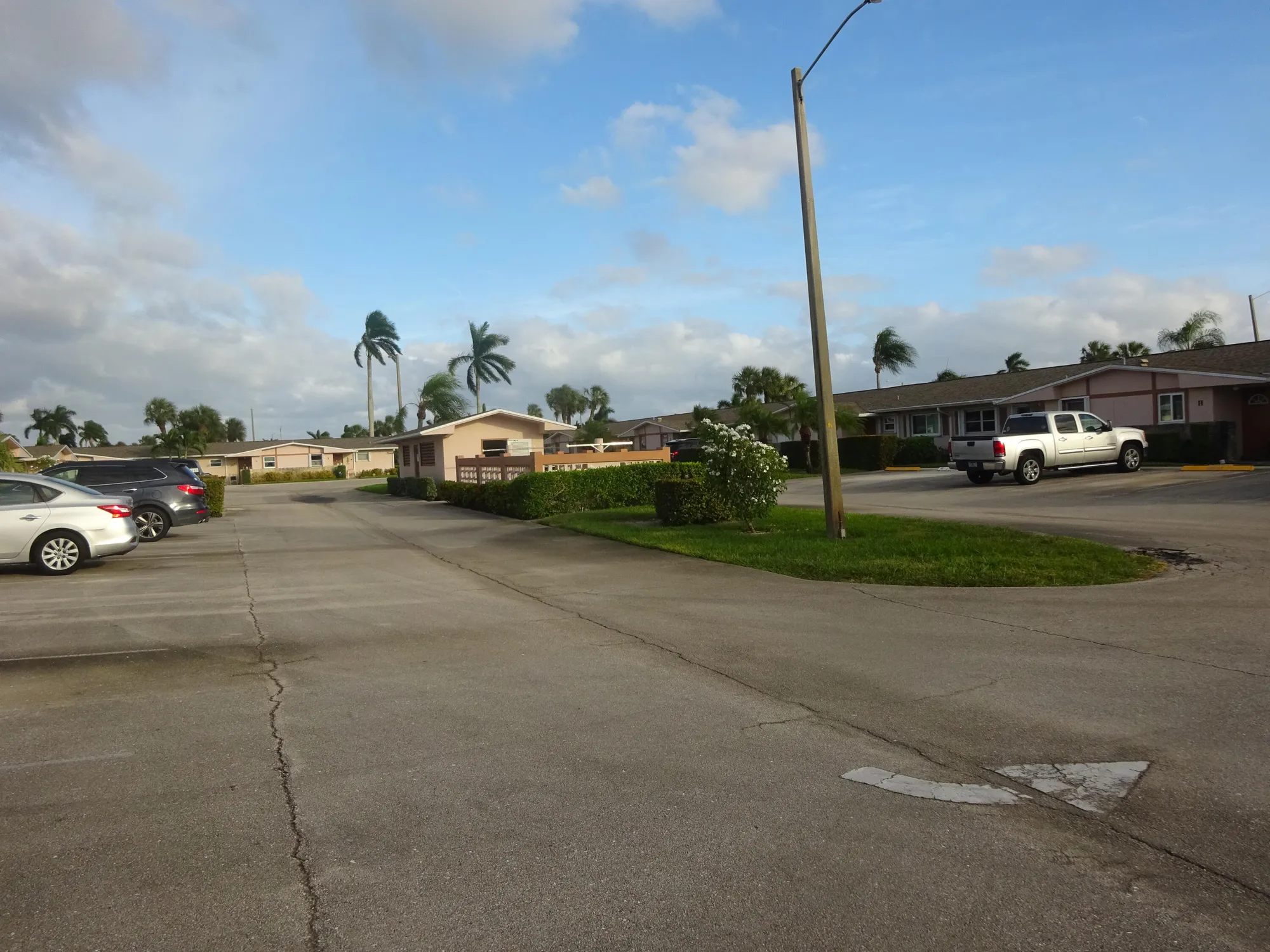 Property Slideshow image 15 of 19 | 2763 dudley dr h, West Palm Beach, FL, 33415