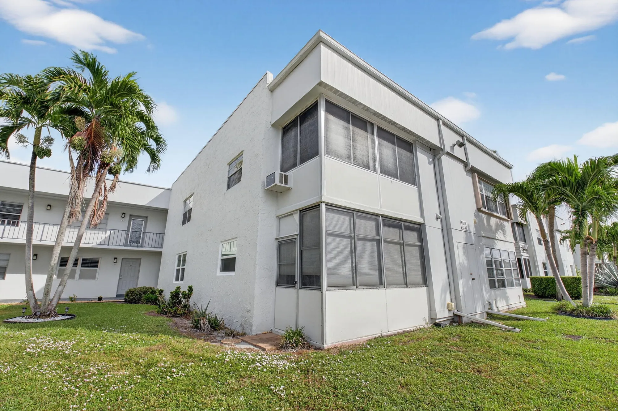Property Slideshow image 1 of 45 | 538 flanders l, Delray Beach, FL, 33484