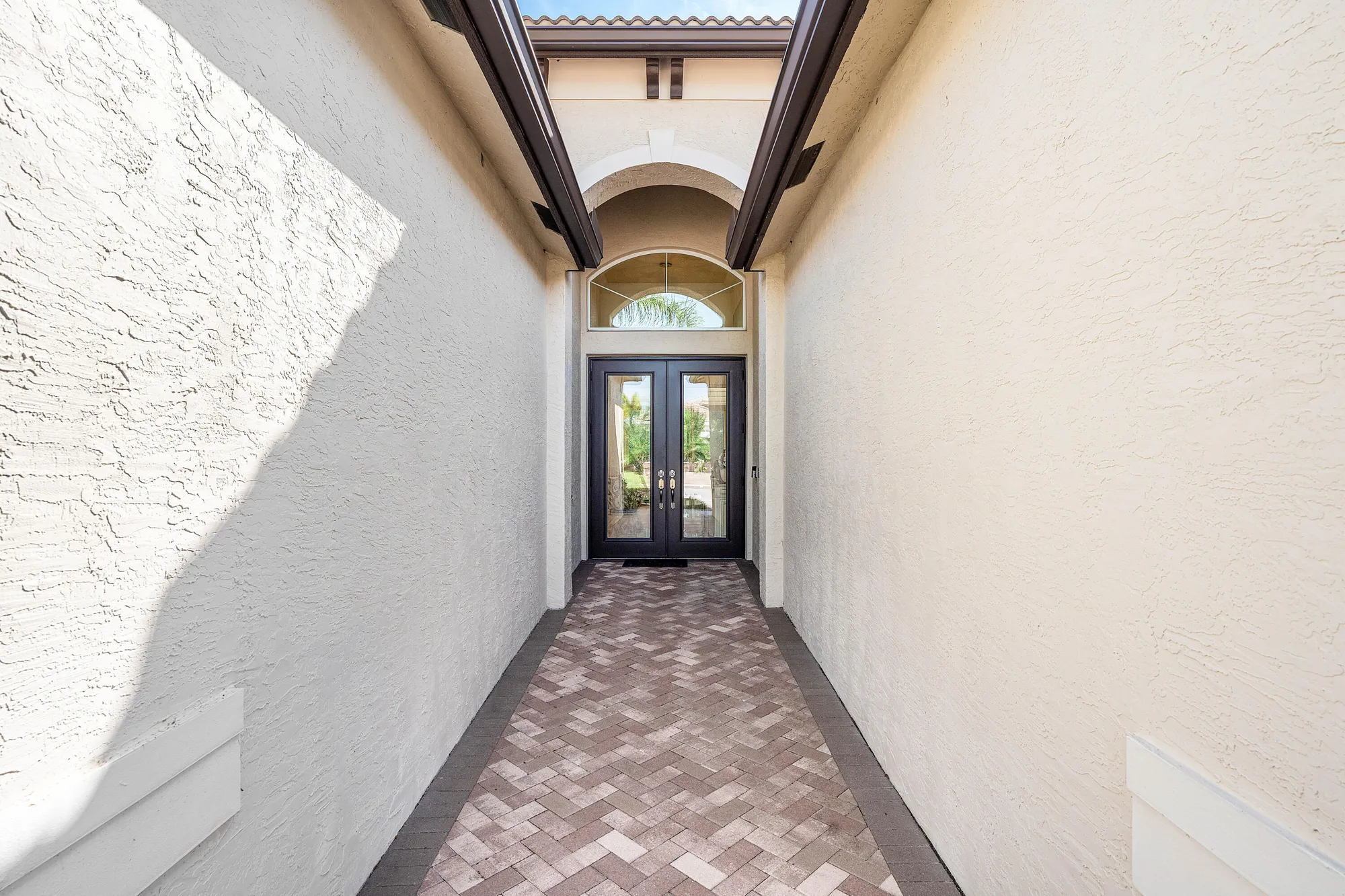 Property Slideshow image 4 of 77 | 8202 alpine ridge rd, Boynton Beach, FL, 33473