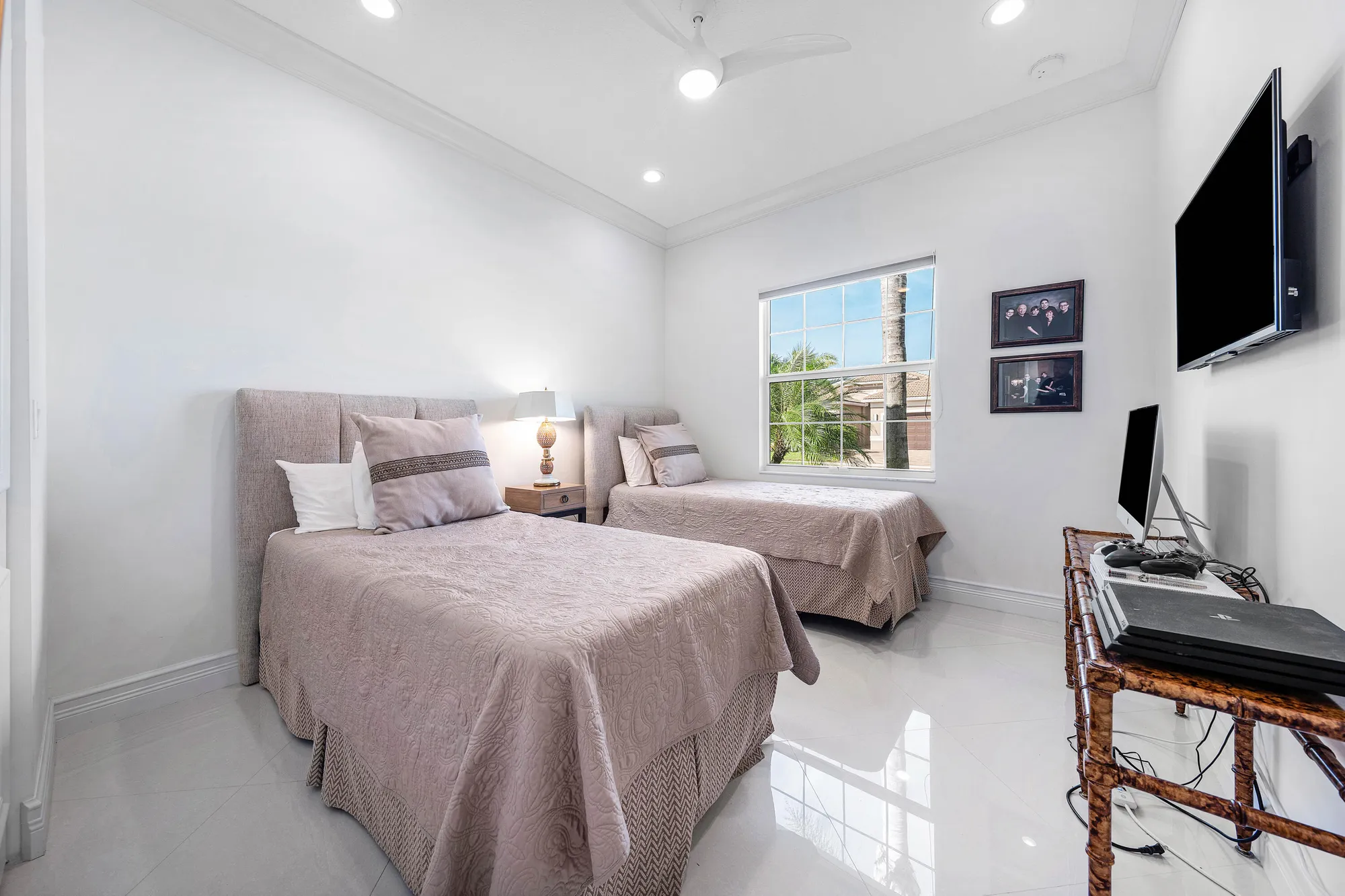 Property Slideshow image 27 of 77 | 8202 alpine ridge rd, Boynton Beach, FL, 33473