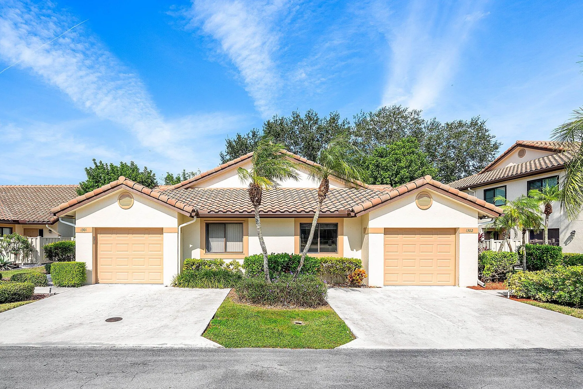 Property Slideshow image 2 of 52 | 10071 53rd way 1302, Boynton Beach, FL, 33437
