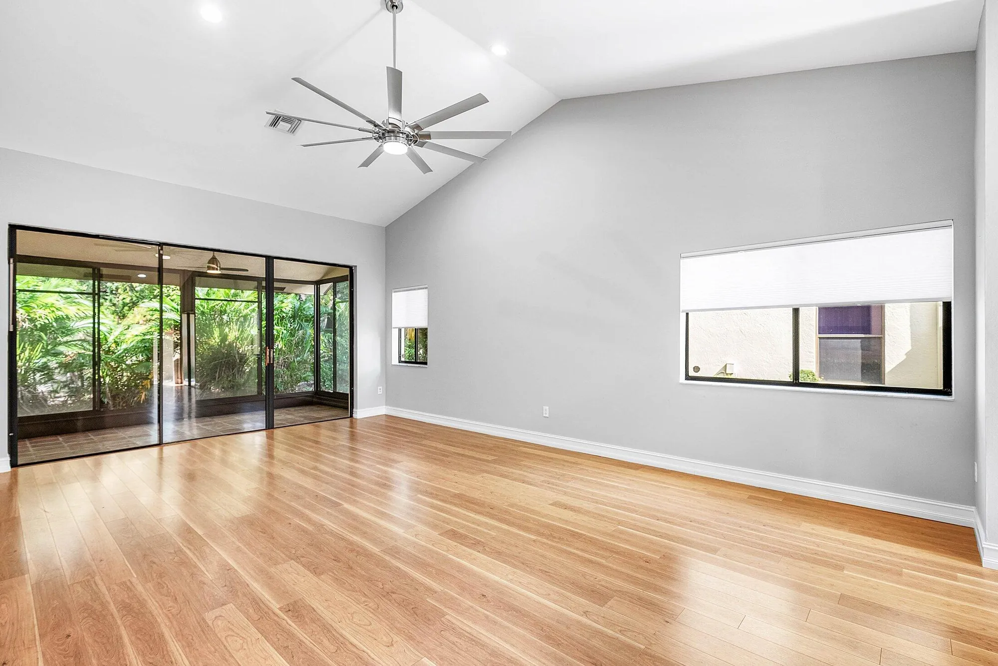 Property Slideshow image 11 of 52 | 10071 53rd way 1302, Boynton Beach, FL, 33437