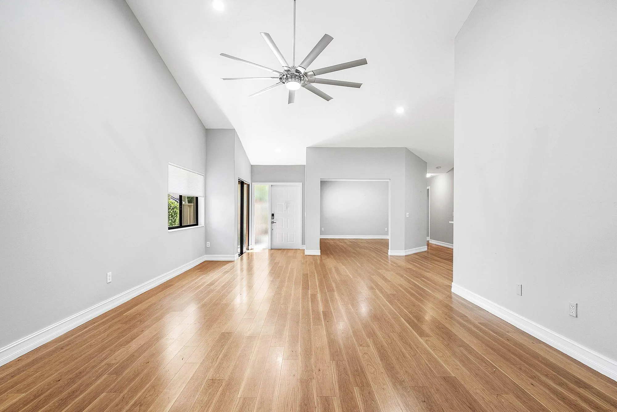 Property Slideshow image 12 of 52 | 10071 53rd way 1302, Boynton Beach, FL, 33437