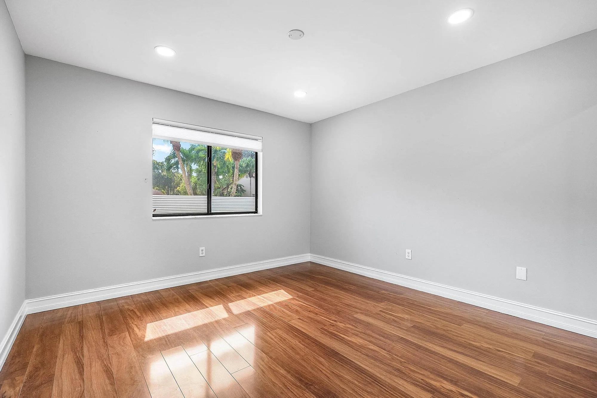 Property Slideshow image 32 of 52 | 10071 53rd way 1302, Boynton Beach, FL, 33437