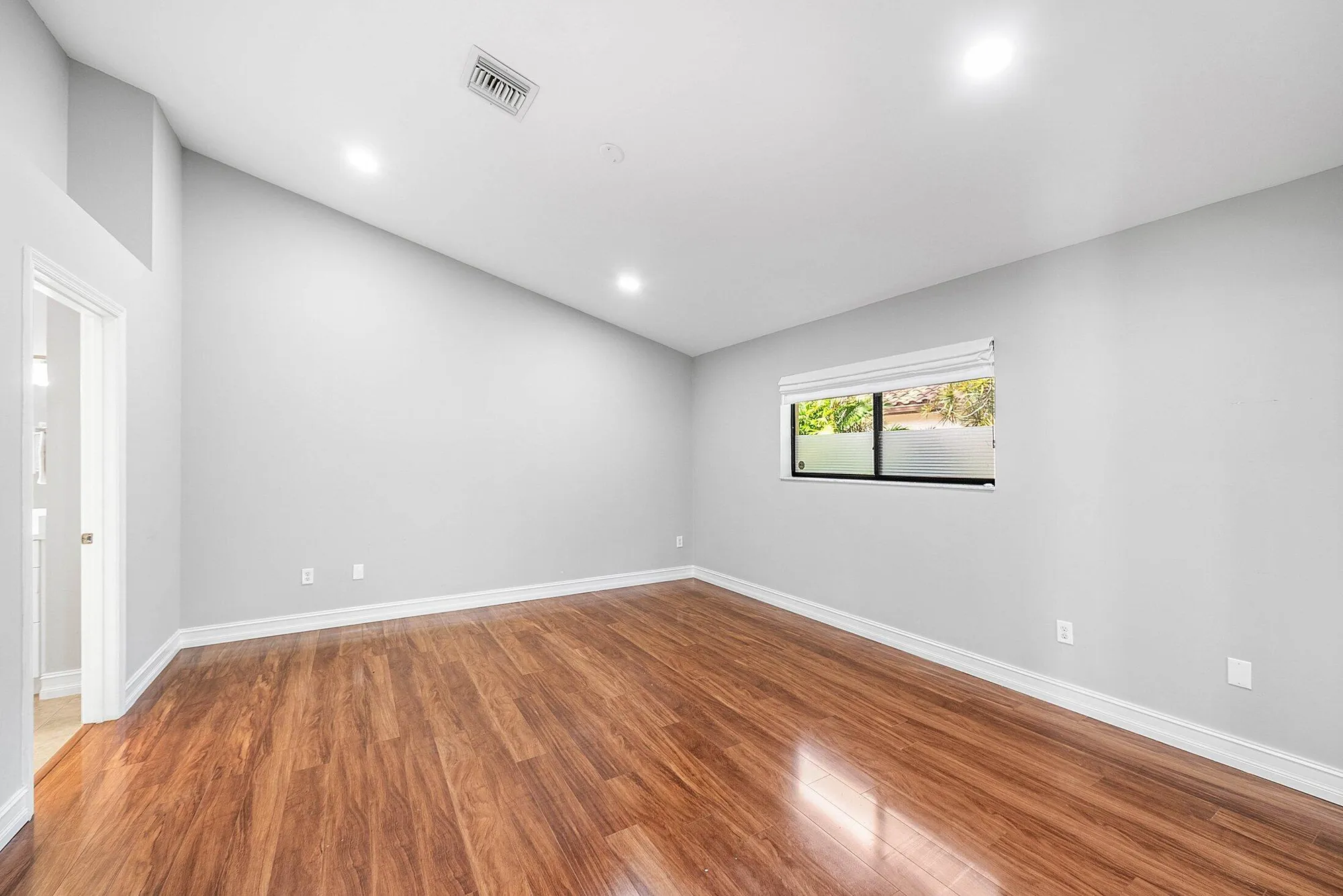 Property Slideshow image 25 of 52 | 10071 53rd way 1302, Boynton Beach, FL, 33437