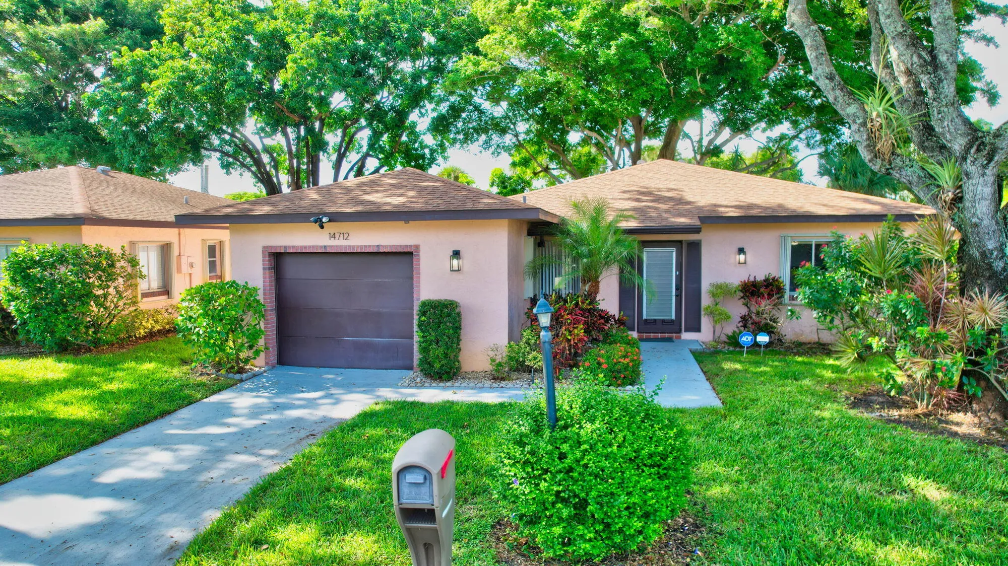 Property Slideshow image 1 of 32 | 14712 bonaire blvd, Delray Beach, FL, 33446
