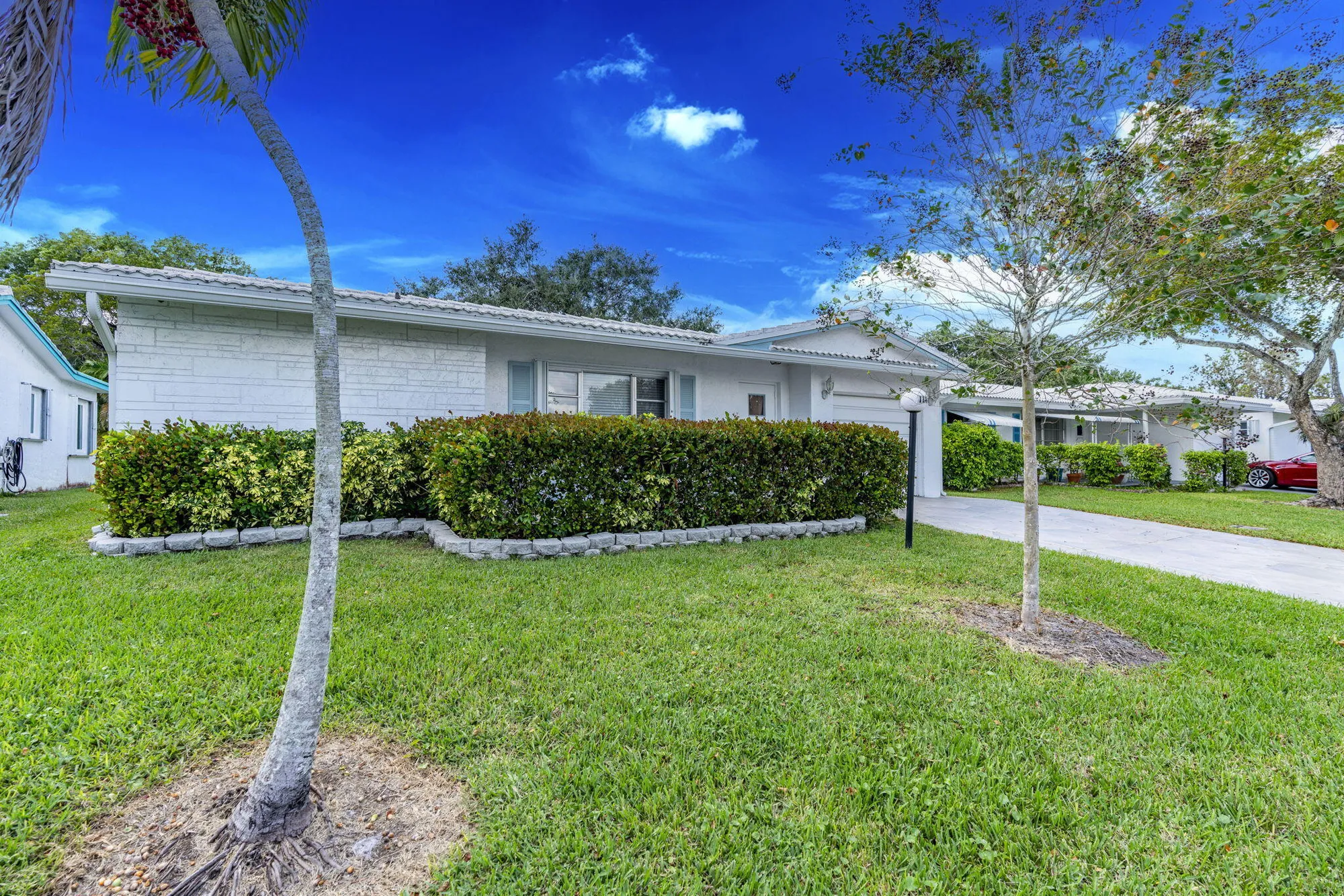 Property Slideshow image 4 of 75 | 1141 nw 90th way, Plantation, FL, 33322