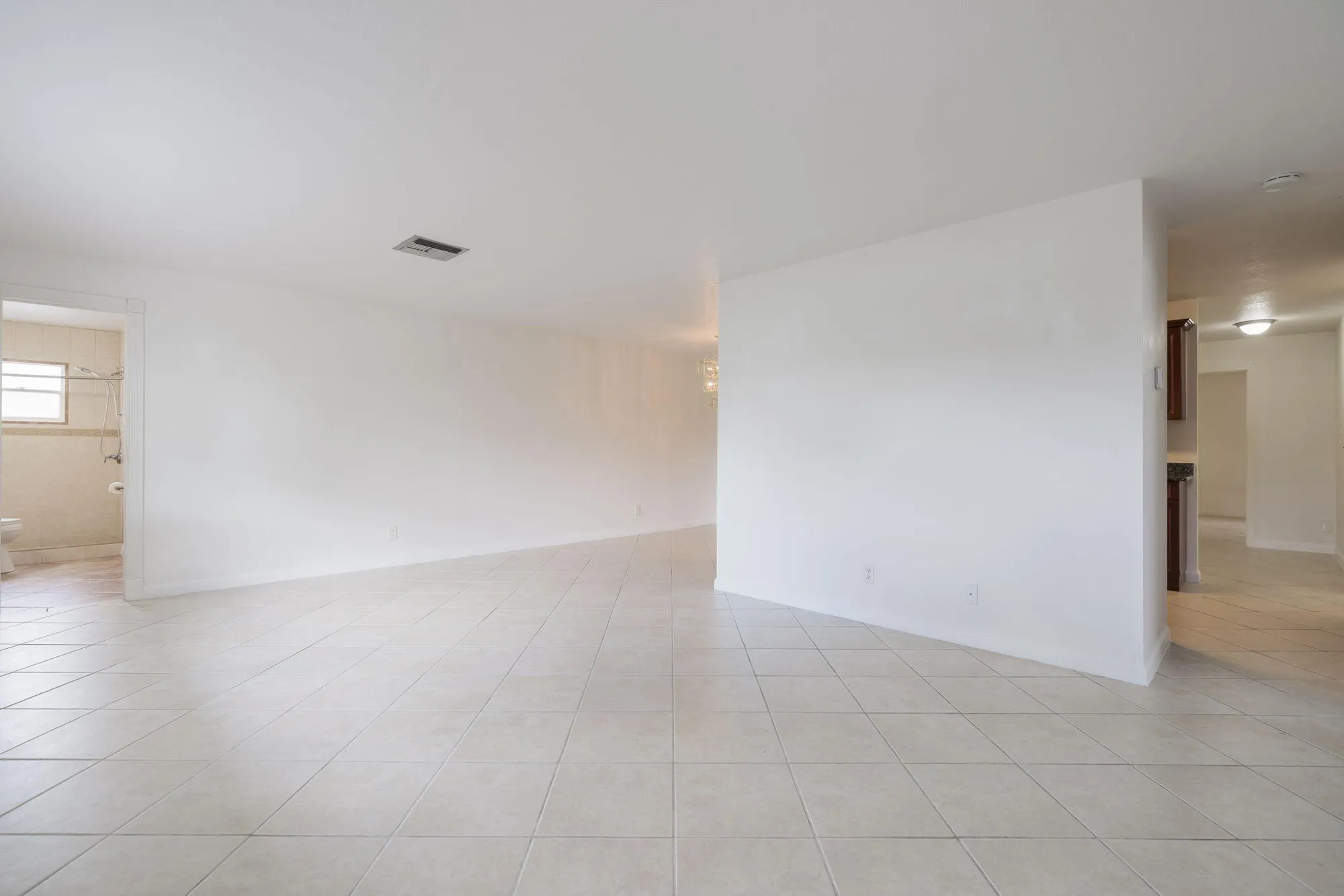 Property Slideshow image 9 of 75 | 1141 nw 90th way, Plantation, FL, 33322