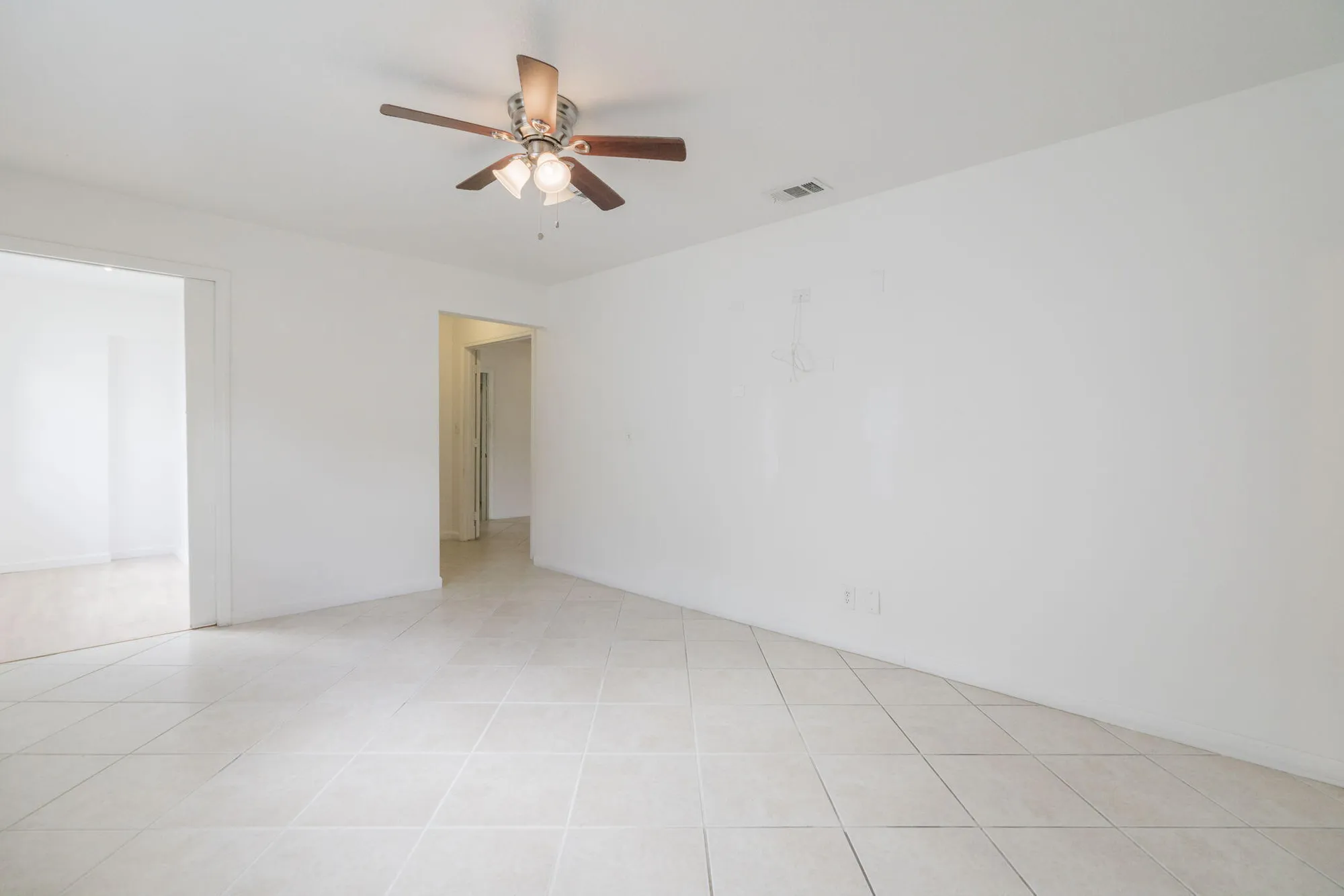 Property Slideshow image 19 of 75 | 1141 nw 90th way, Plantation, FL, 33322