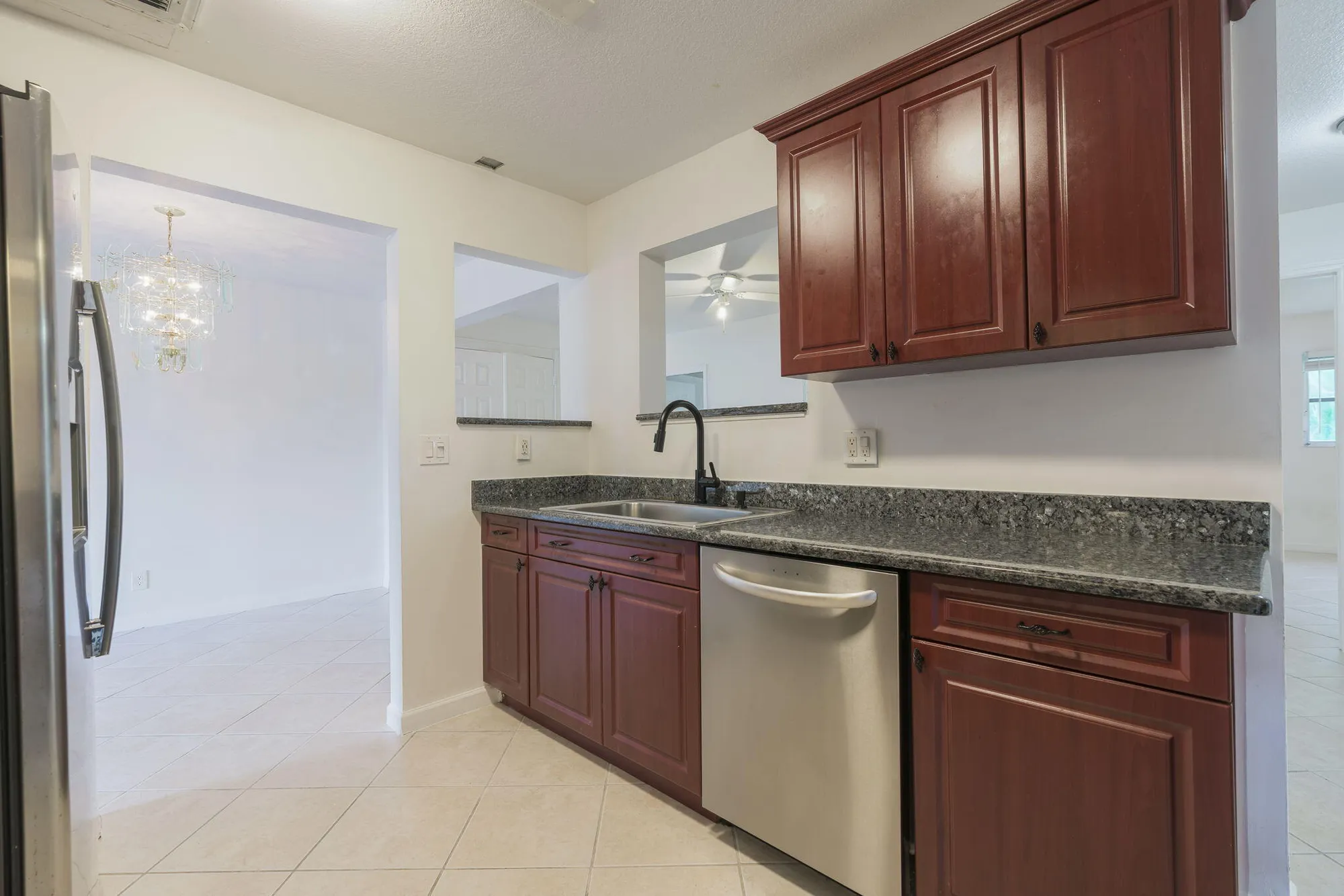 Property Slideshow image 38 of 75 | 1141 nw 90th way, Plantation, FL, 33322