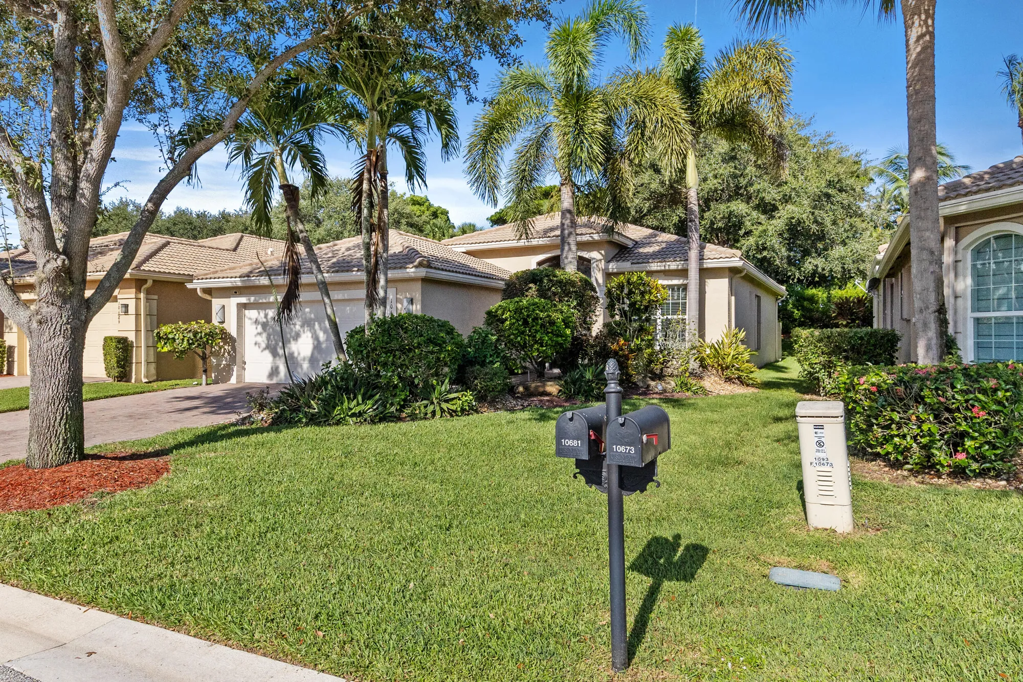 Property Slideshow image 2 of 38 | 10681 richfield way, Boynton Beach, FL, 33437