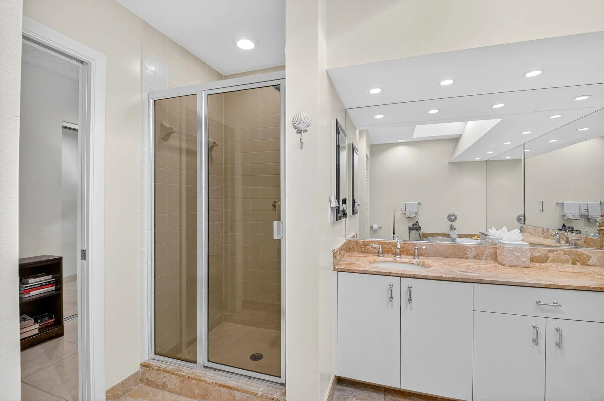 Property Slideshow image 48 of 92 | 54 bristol dr, Boynton Beach, FL, 33436