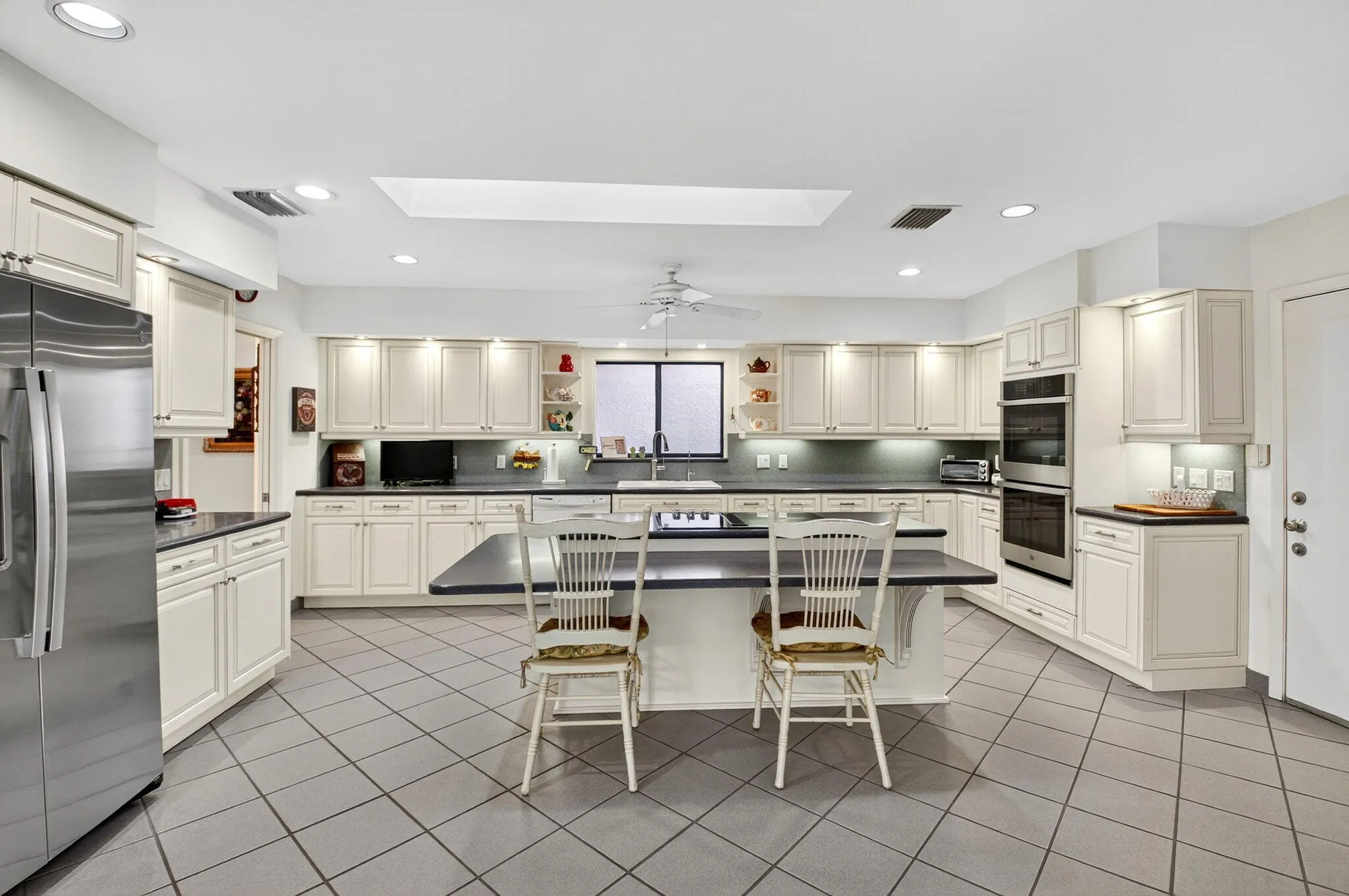 Property Slideshow image 33 of 92 | 54 bristol dr, Boynton Beach, FL, 33436