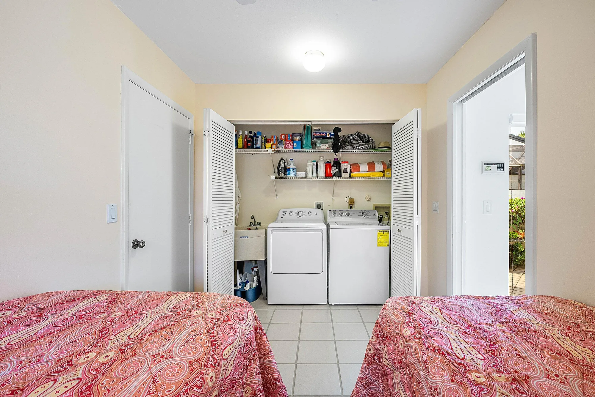 Property Slideshow image 32 of 68 | 14 brentwood dr, Boynton Beach, FL, 33436