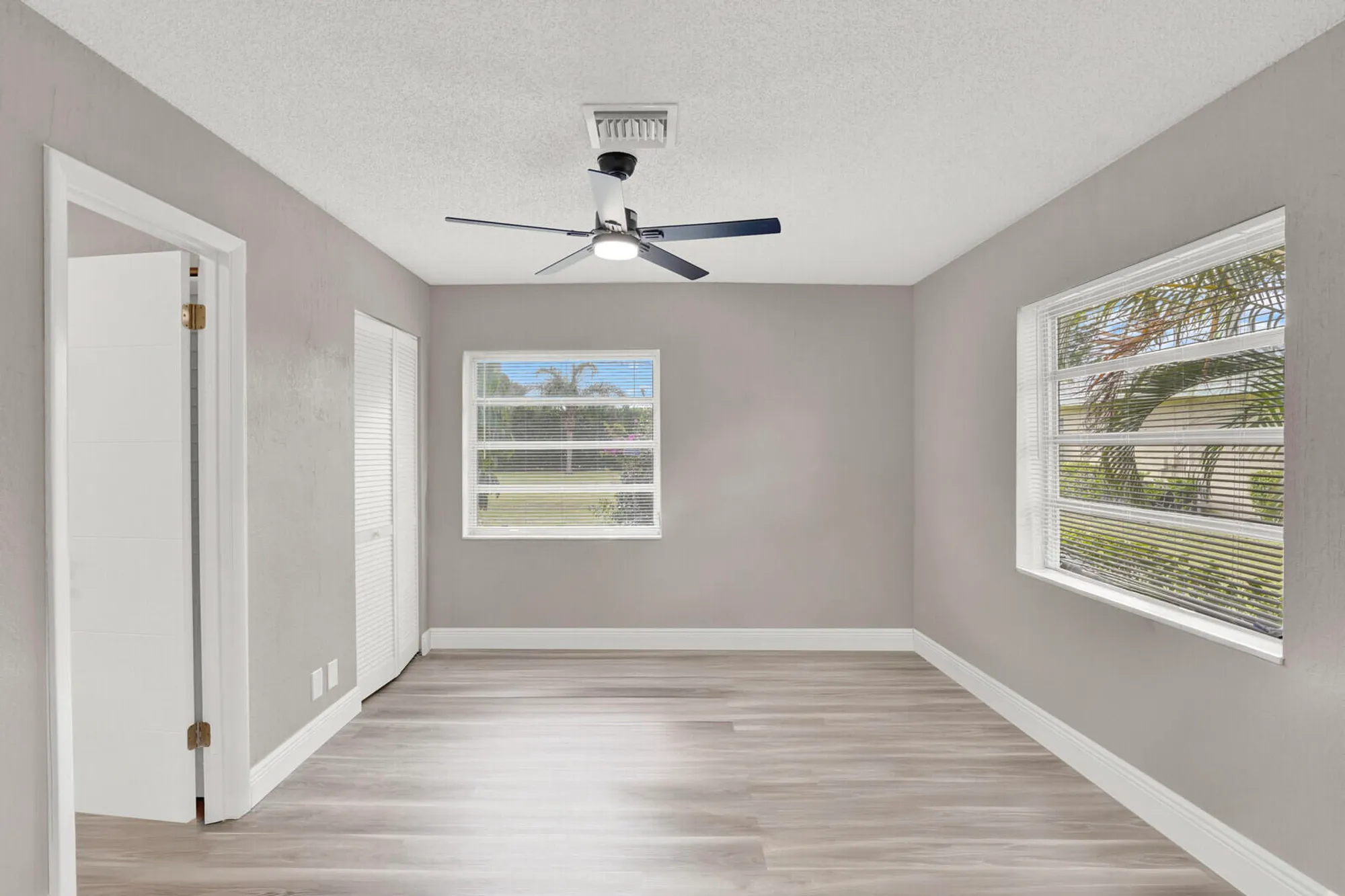 Property Slideshow image 17 of 28 | 13915 via aurora d, Delray Beach, FL, 33484