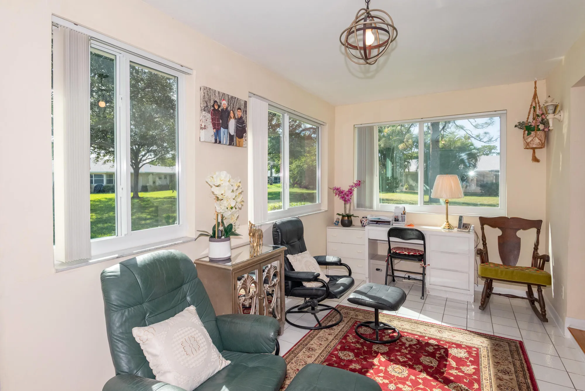 Property Slideshow image 15 of 36 | 460 franconia cir a, Lake Worth, FL, 33467