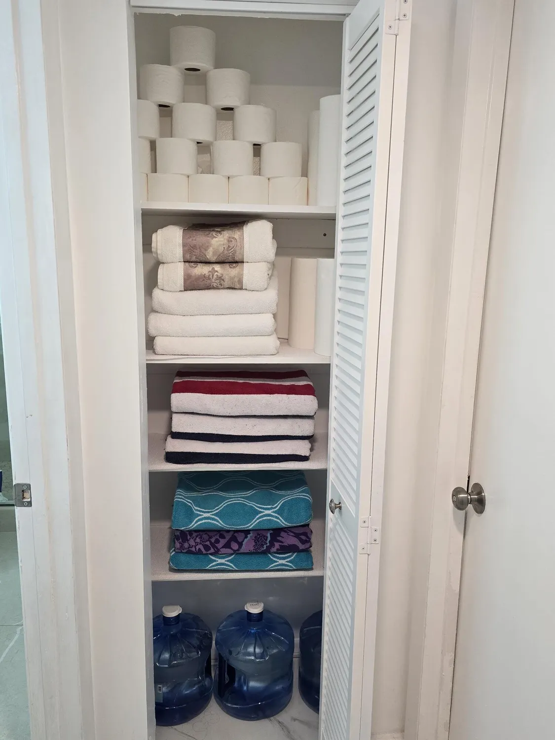 Property Slideshow image 40 of 83 | 114 greenbrier c c, West Palm Beach, FL, 33417